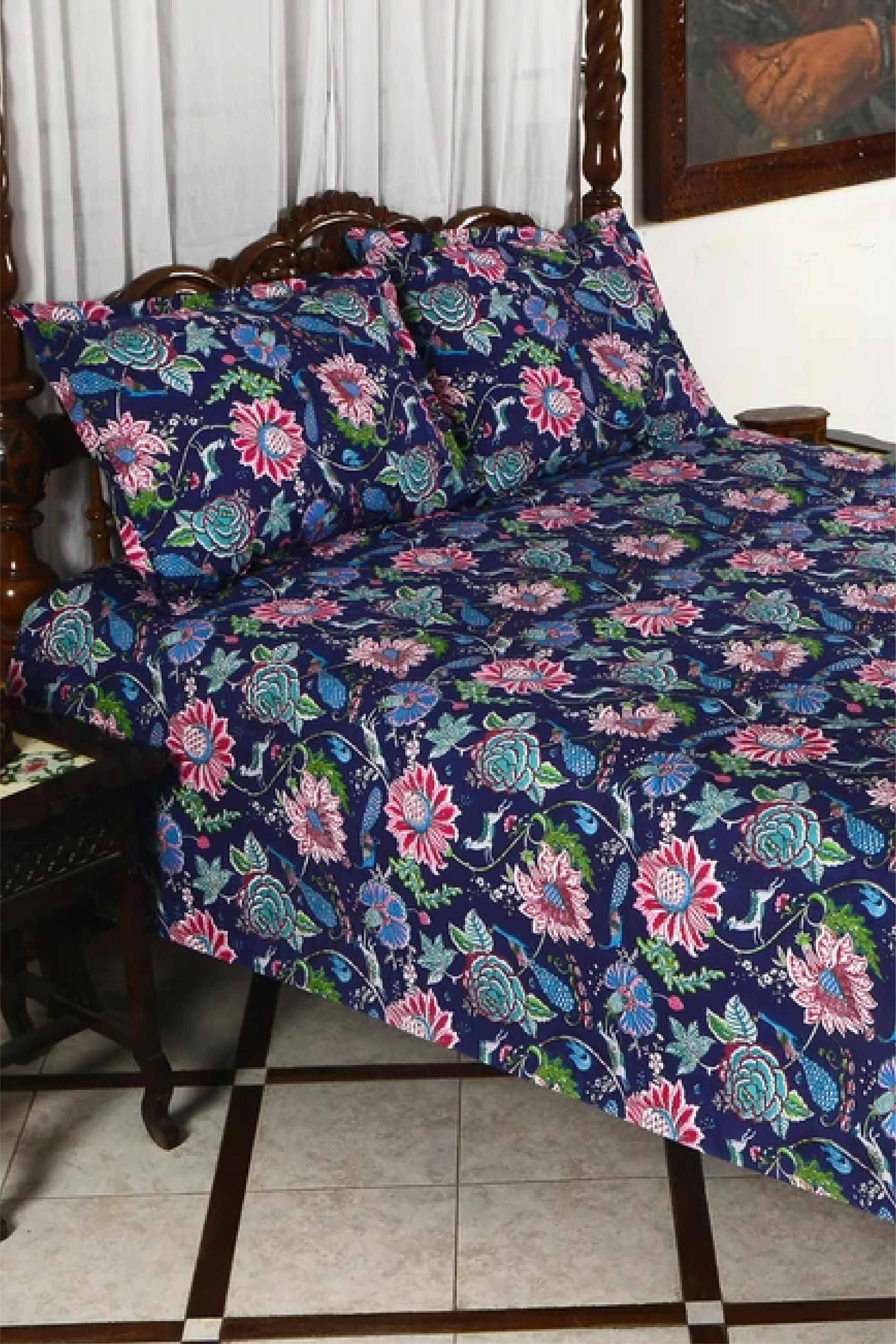 Blue Marigold - Bed Sheet