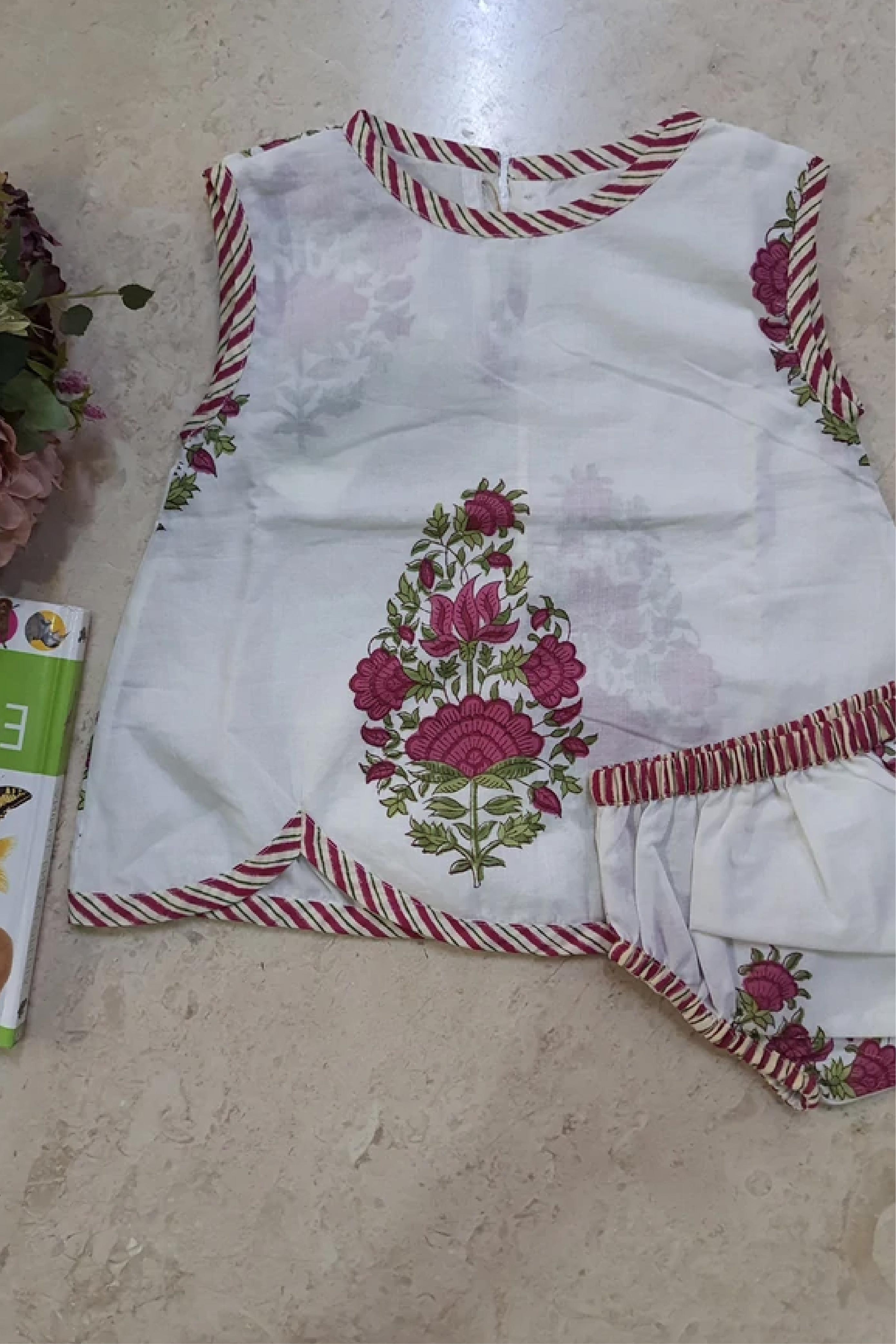 Mughal Boota - Infant Baby Dress With Shorts