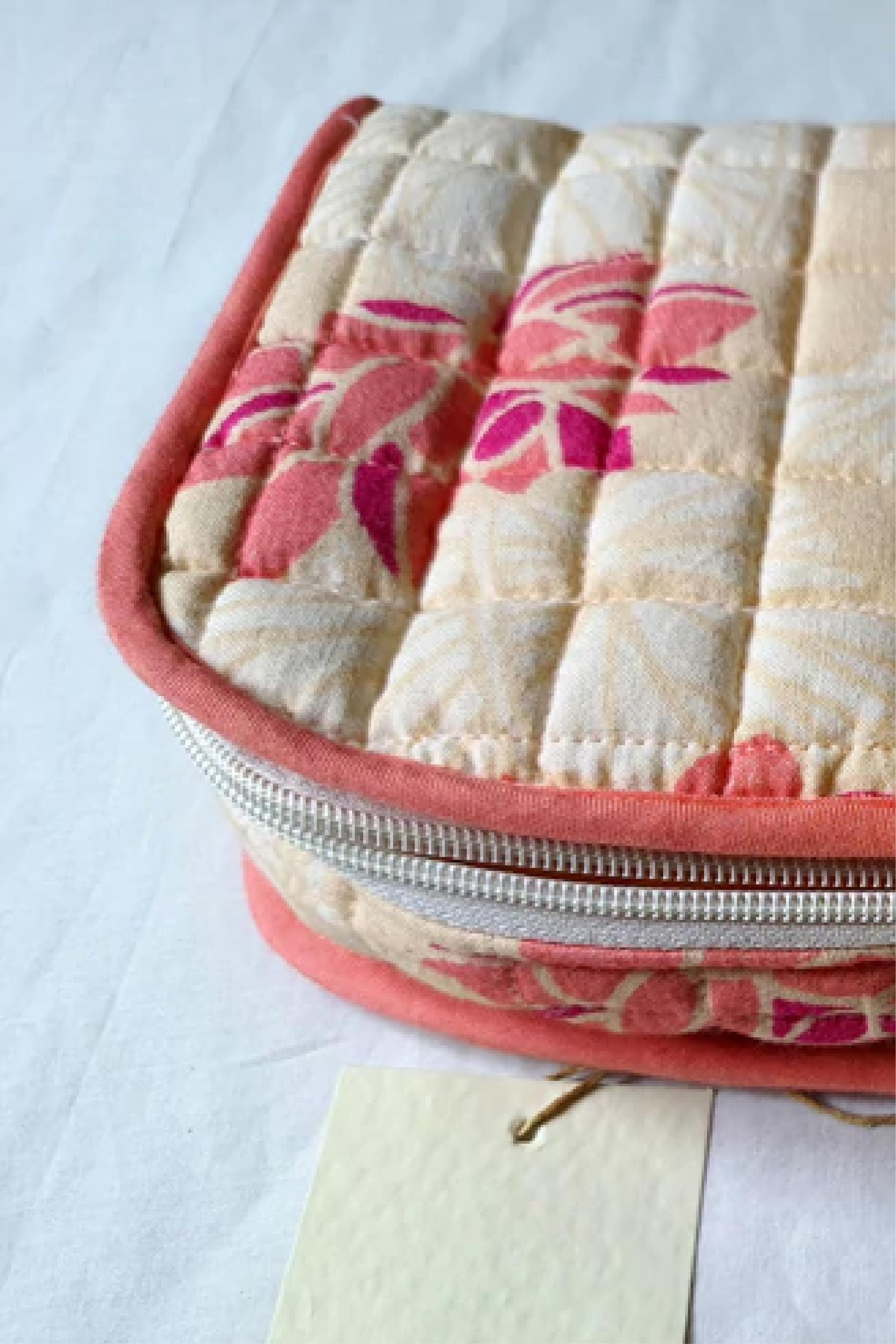 Quilted -Jewellery Box With 4 Detachable Flaps