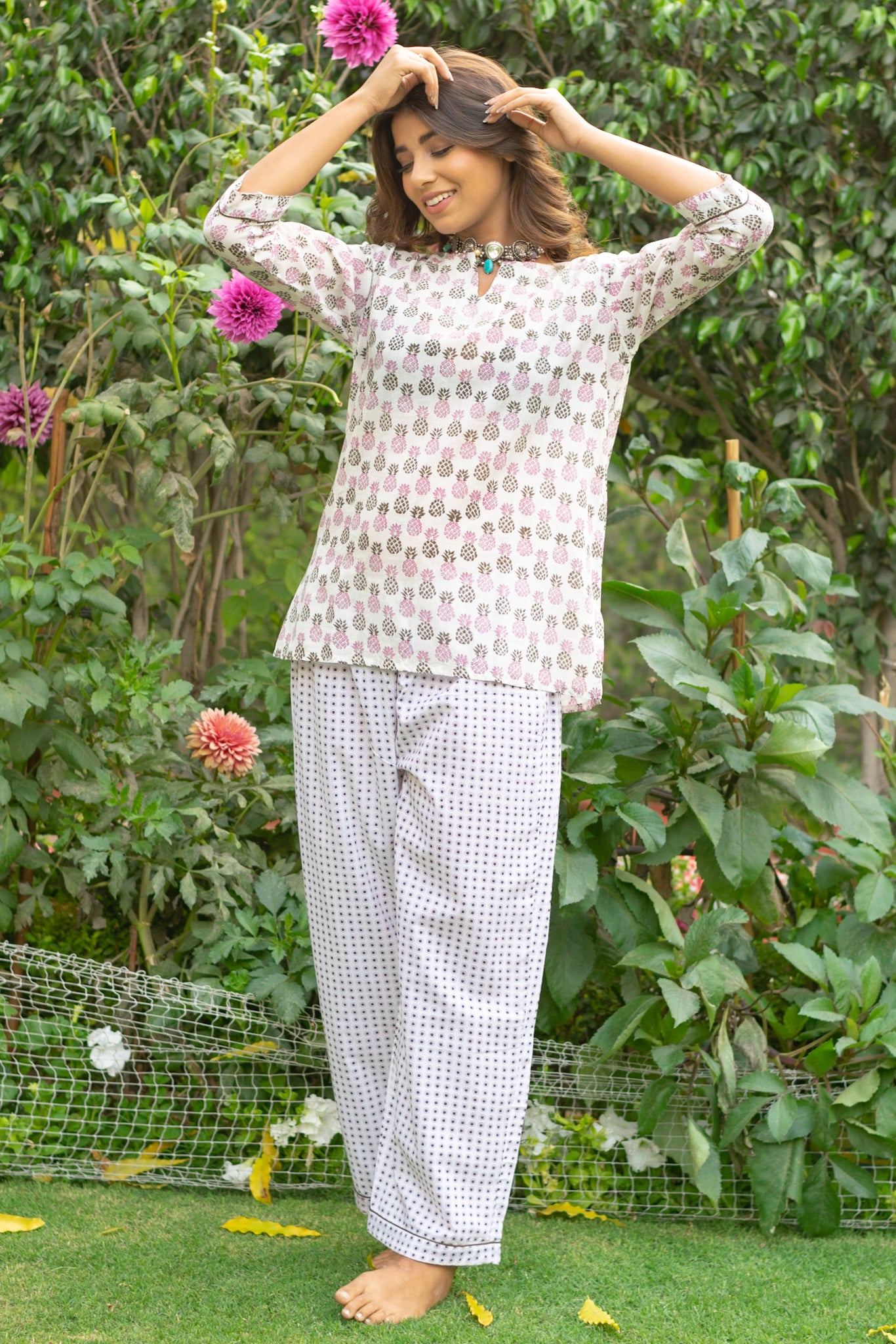 PJ Set Women Set of 2 Crepe Pineapple