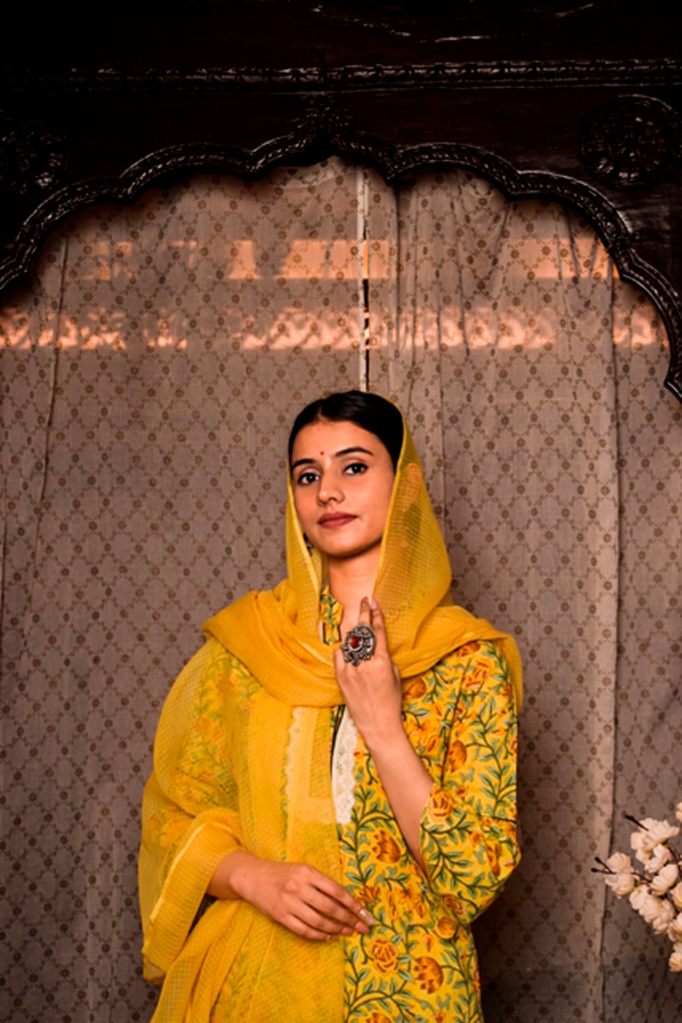 Women Sunshine Yellow Floral Suit- Set S/3