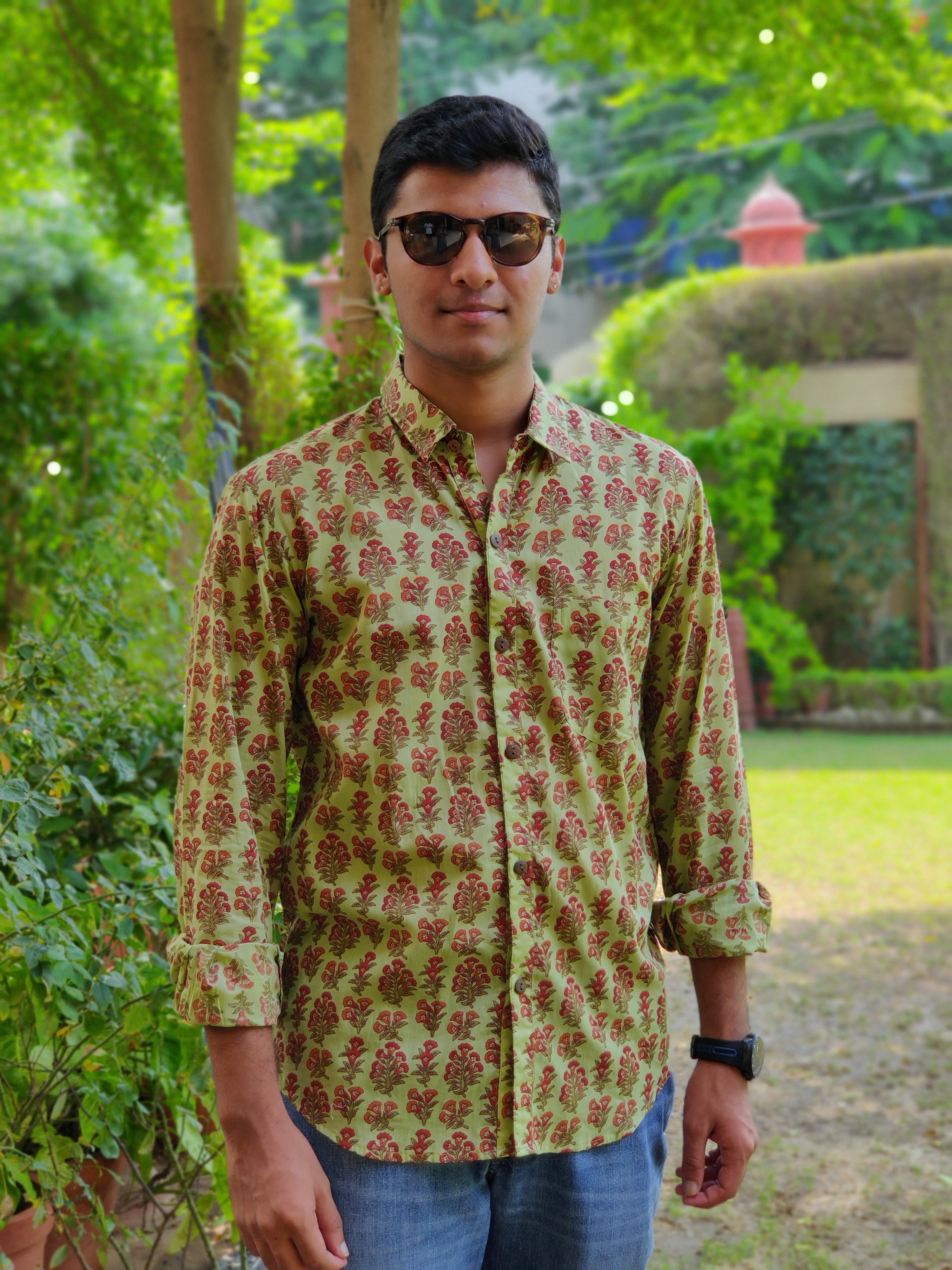 Men Full Sleeve Shirt Rust Booti on Green