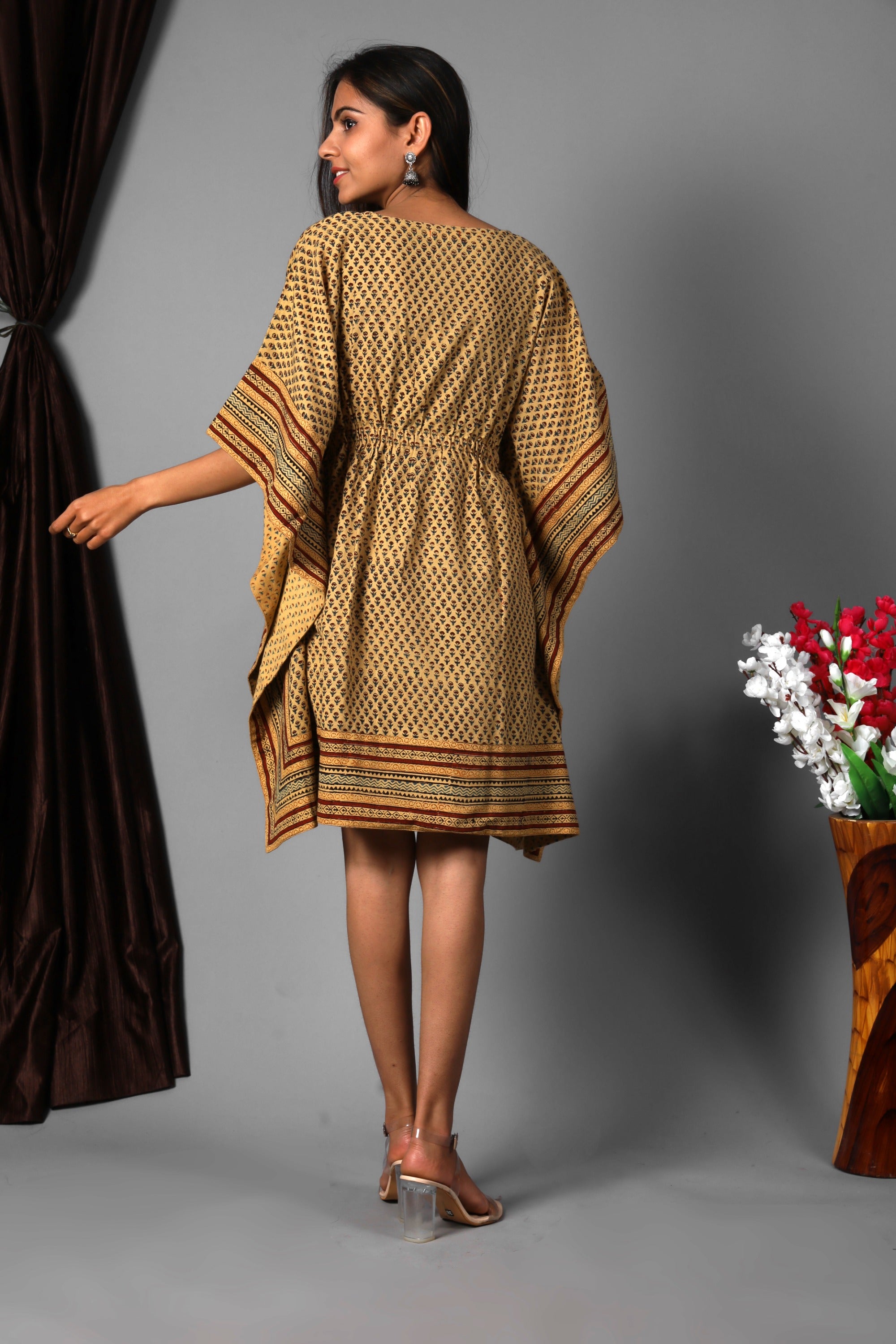 Kaftan Short Women Vegetable Dye