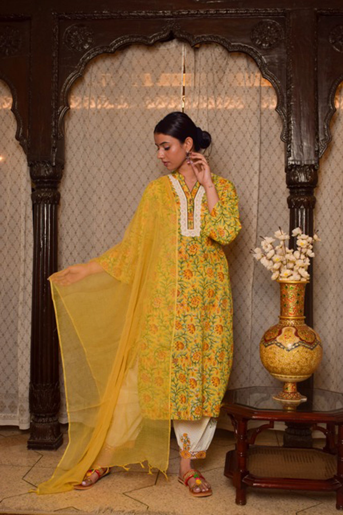 Women Sunshine Yellow Floral Suit- Set S/3