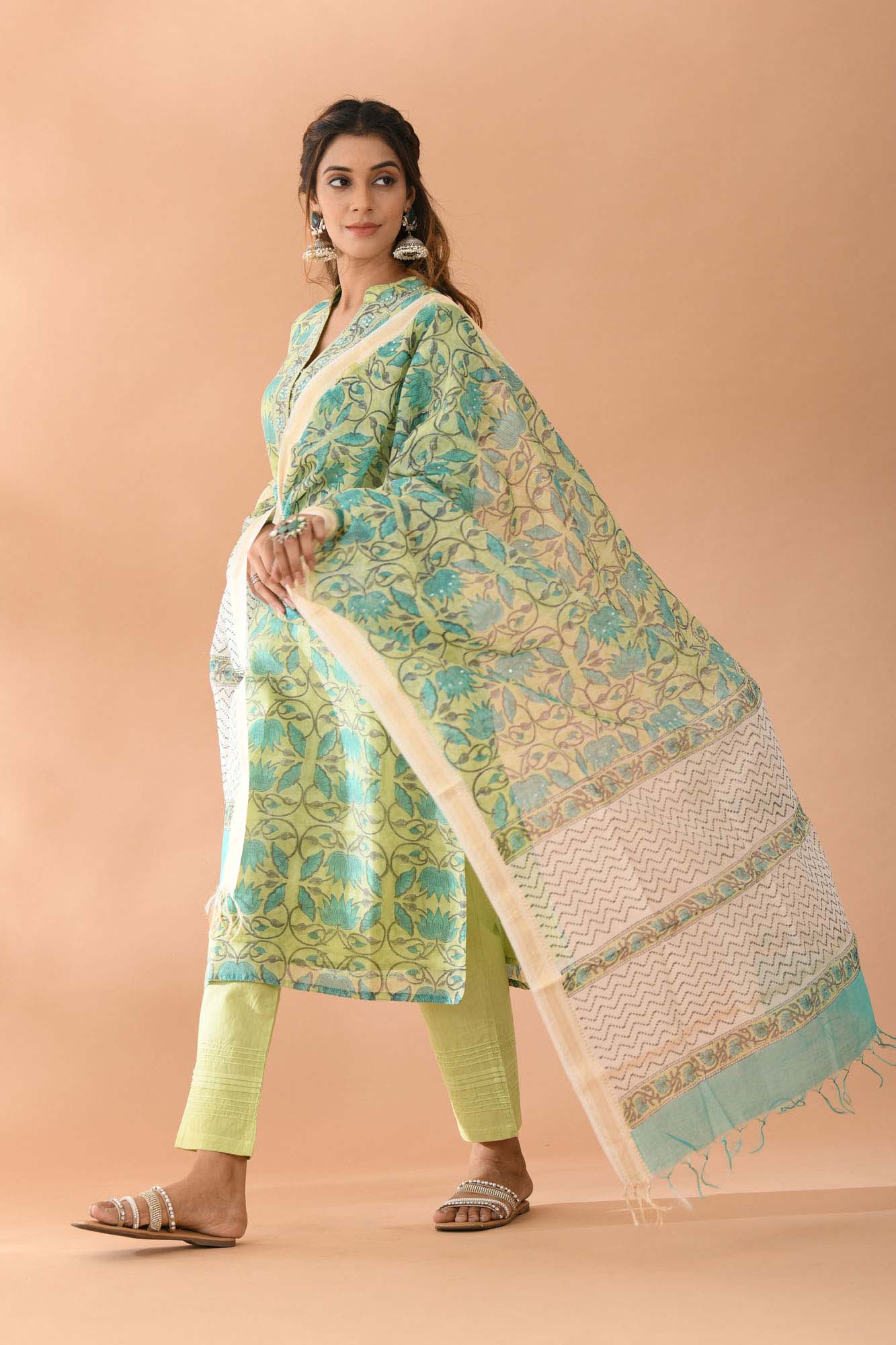 Suit Set of 3 Women Green Lotus