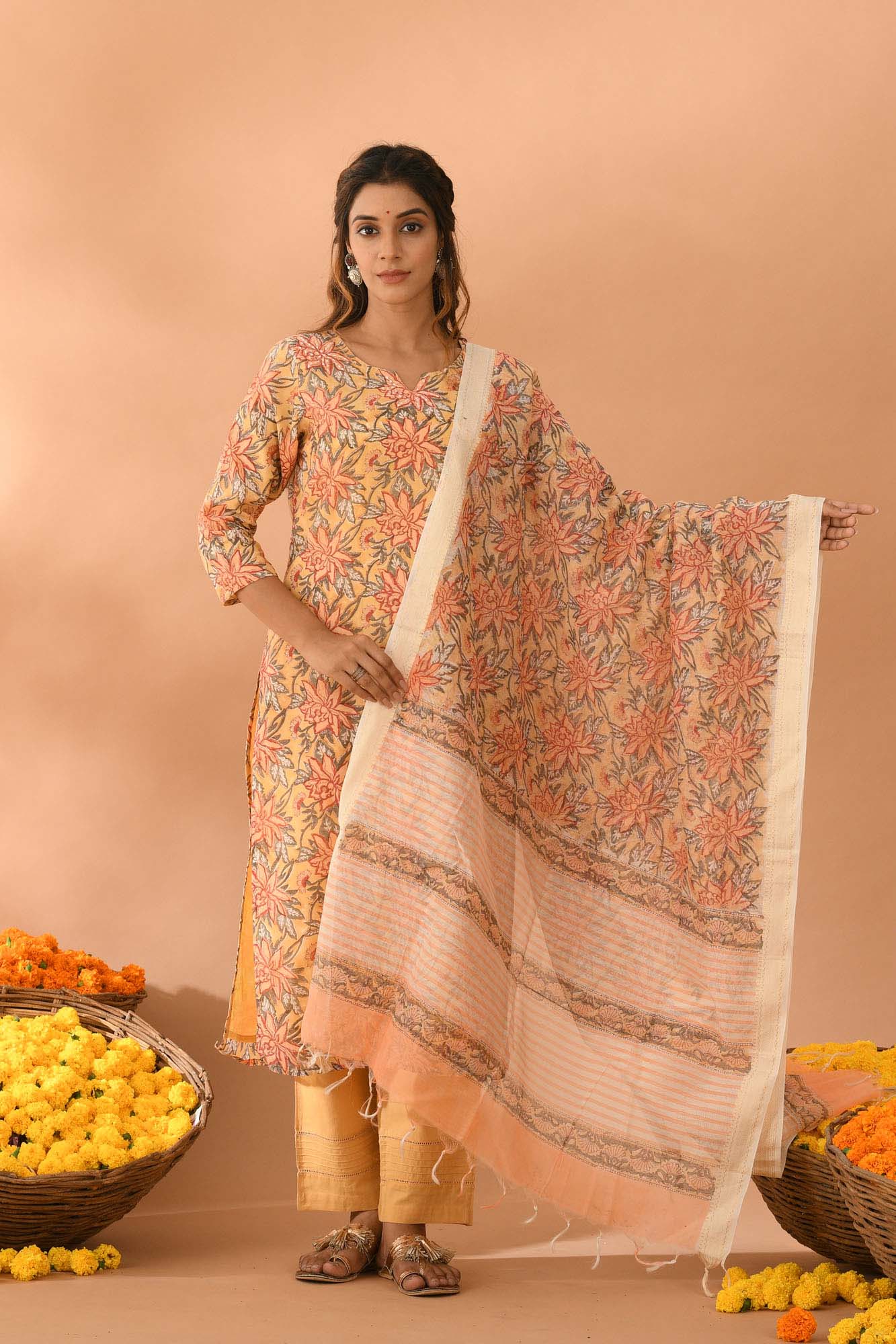 Women Peach Floral Chanderi Suit-Set Of 3
