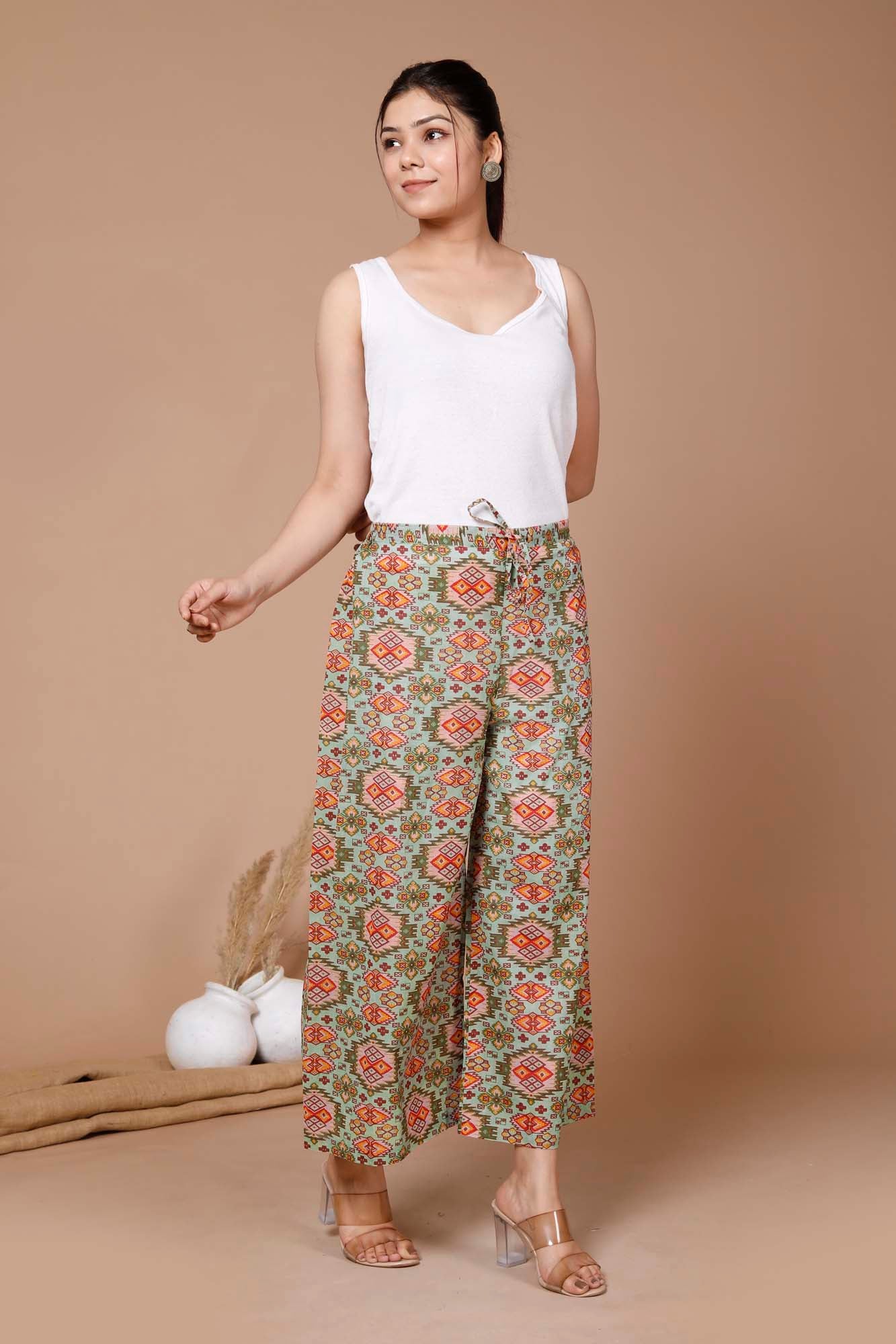 Women Broad Pant Green Geometrical