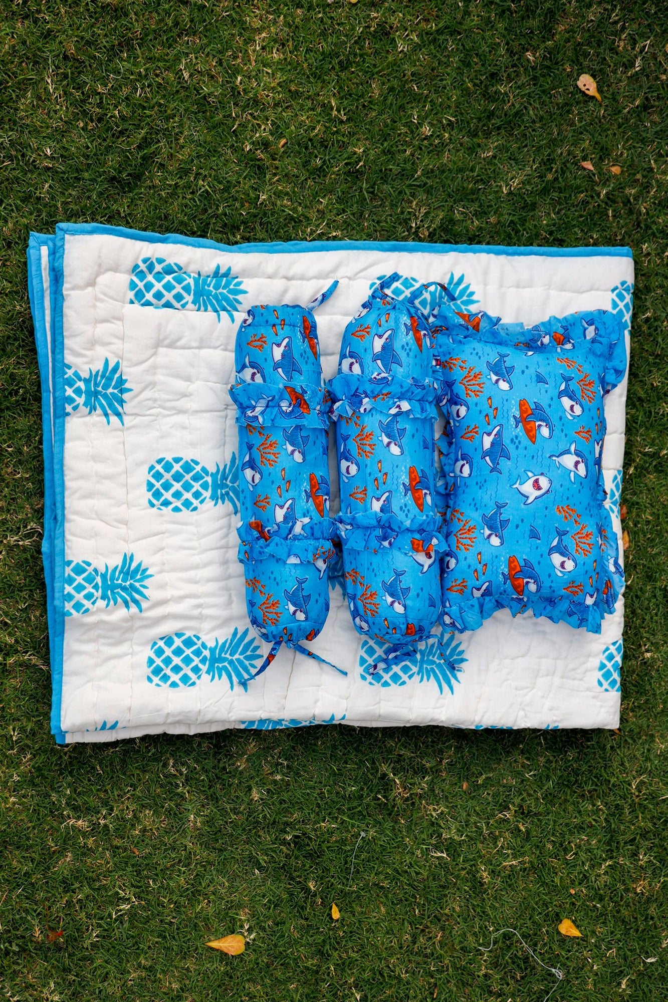 Bed Set Infant Pineapple Blue