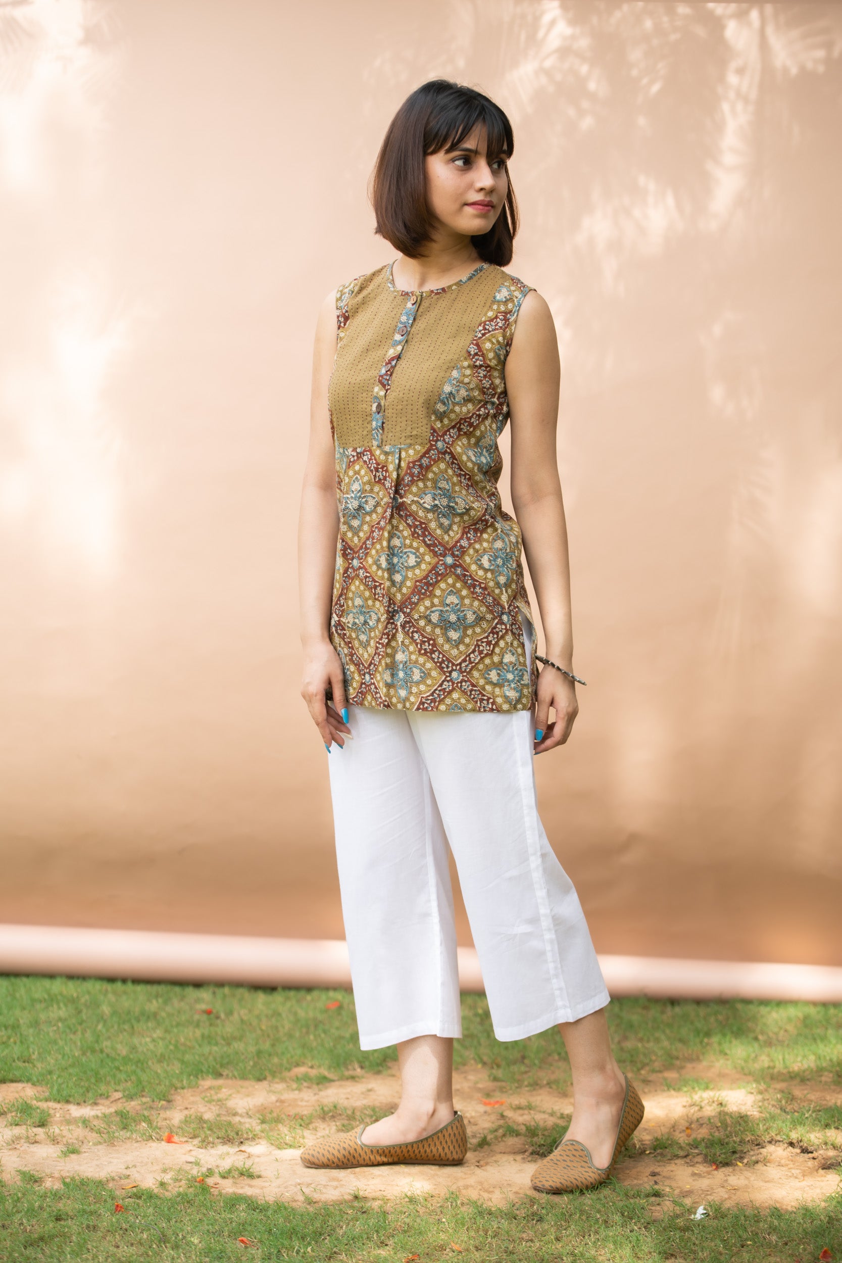 Women Khadi Pleated Short Kurti Top