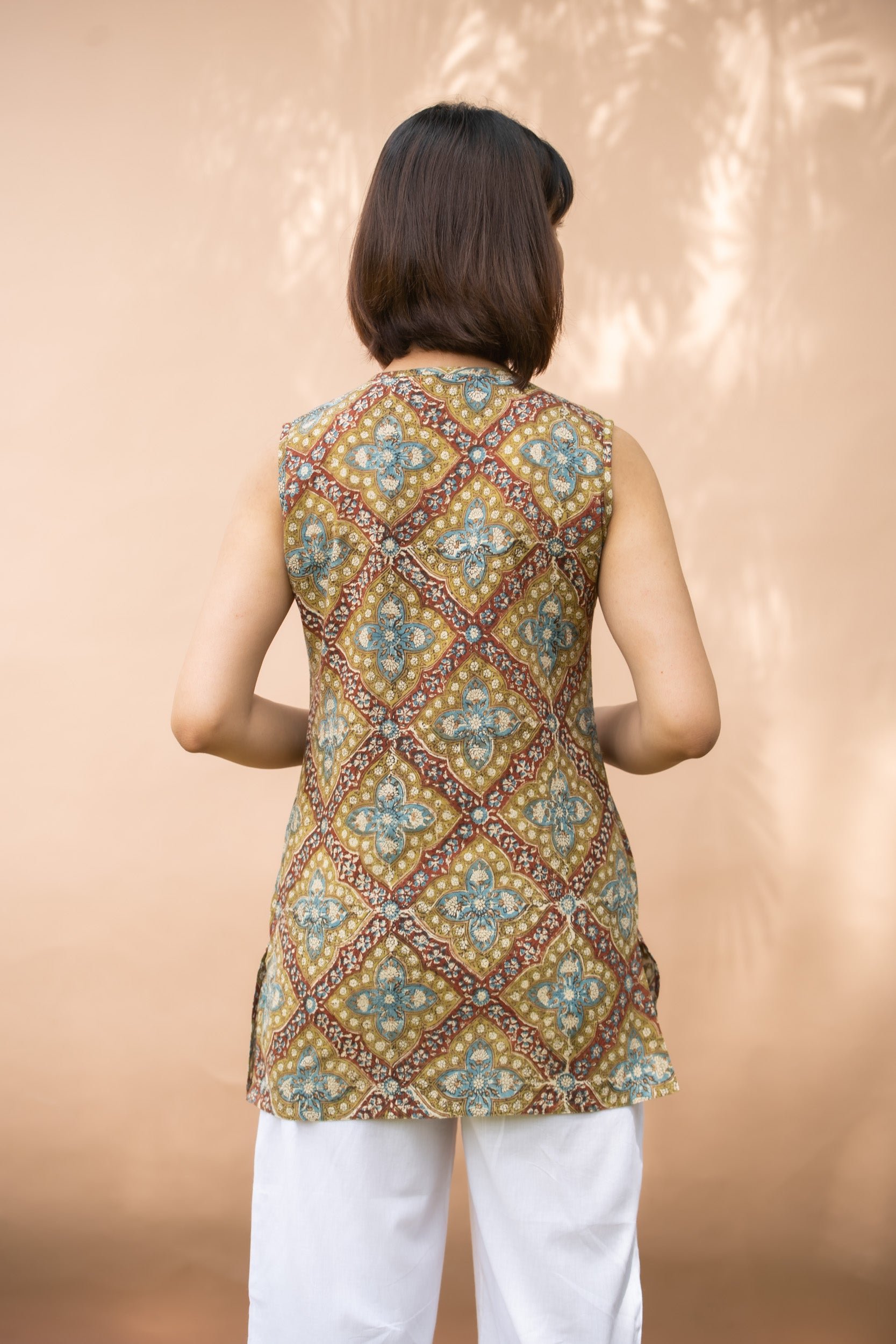 Women Khadi Pleated Short Kurti Top