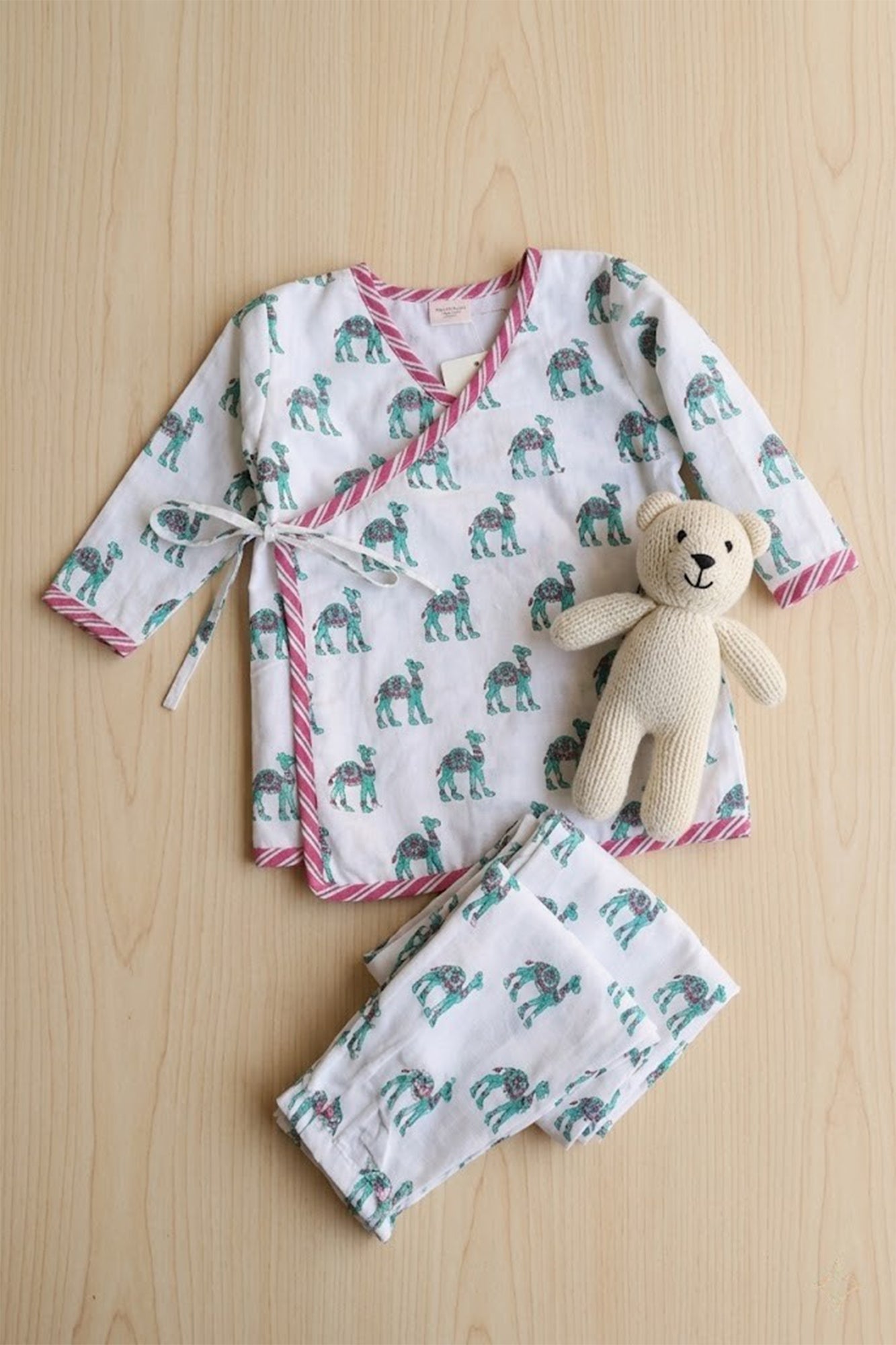 Infants Winter Top With Pajama Green Camel