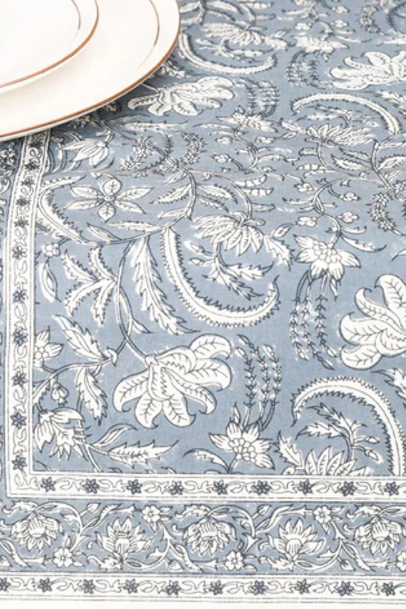 Ice Grey Jaal Runner