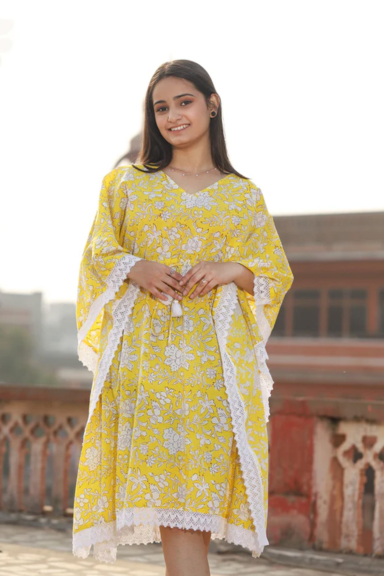 Kaftan Short Women Daffodil Floral Jaal