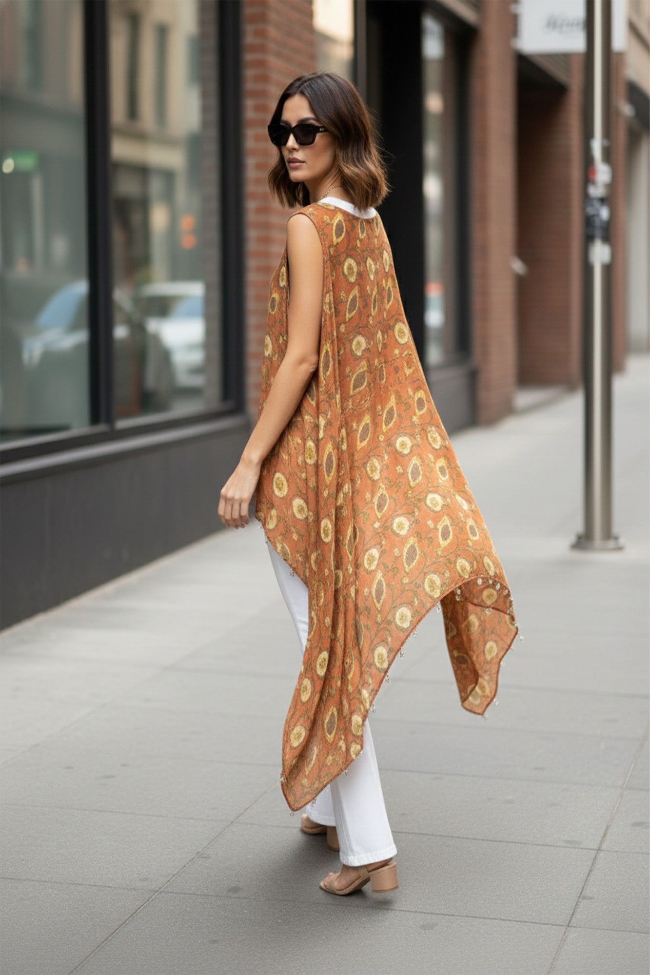 Panzie Patch Uneven Cape