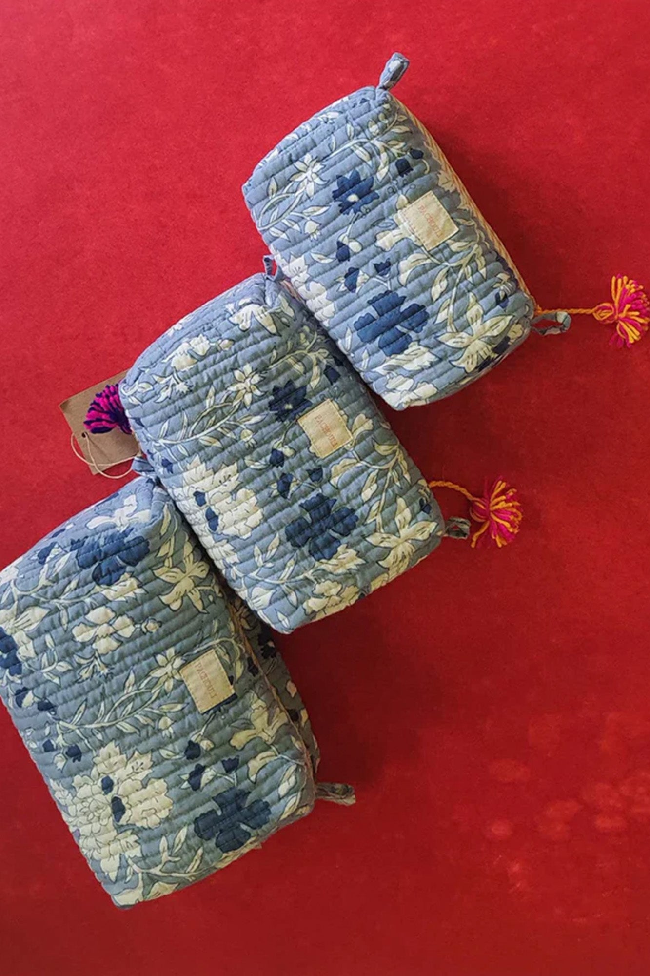 Travel Pouch Set of 3 Grey Floral
