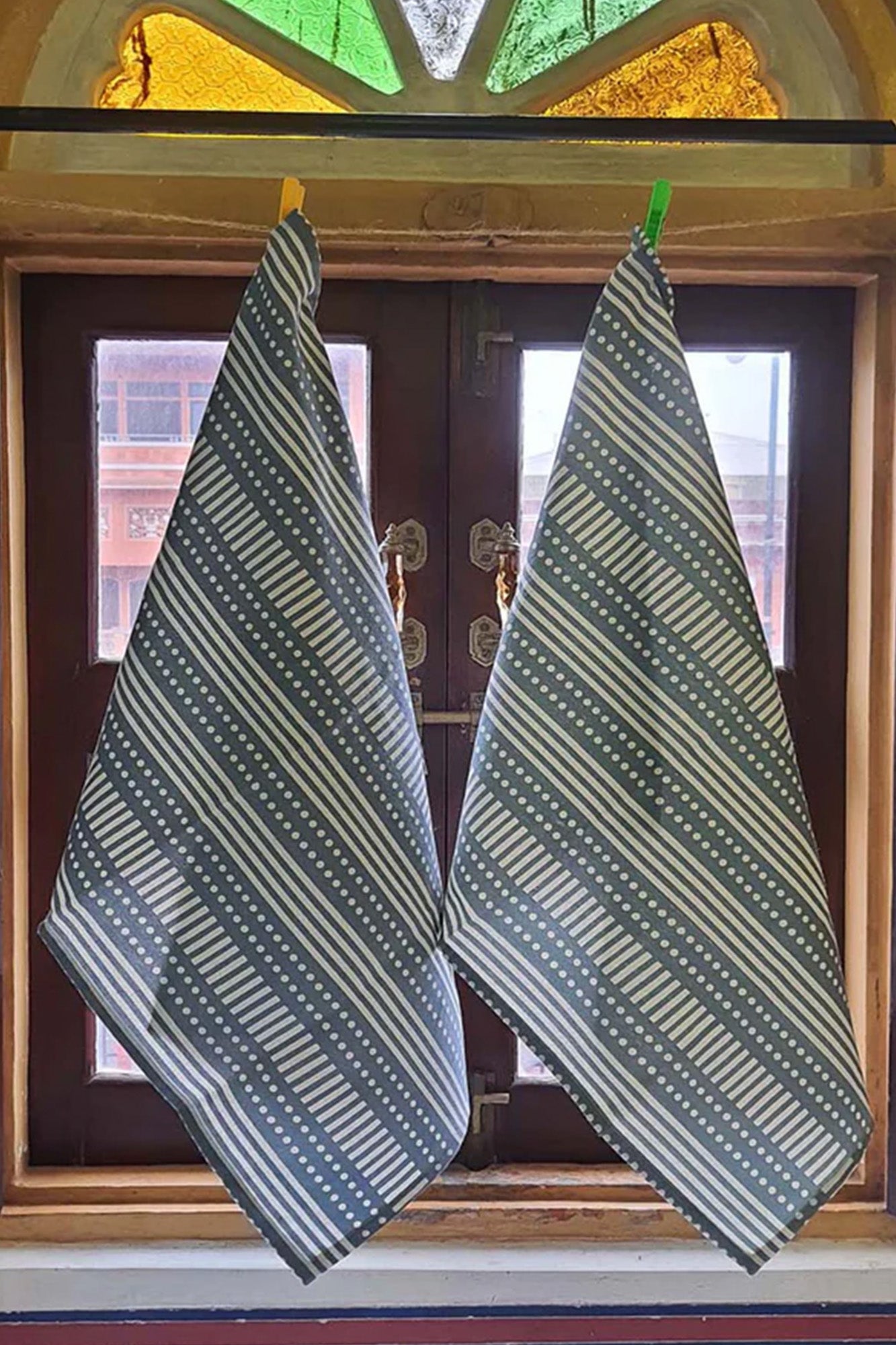 Grey Dotted Kitchen Towel Set
