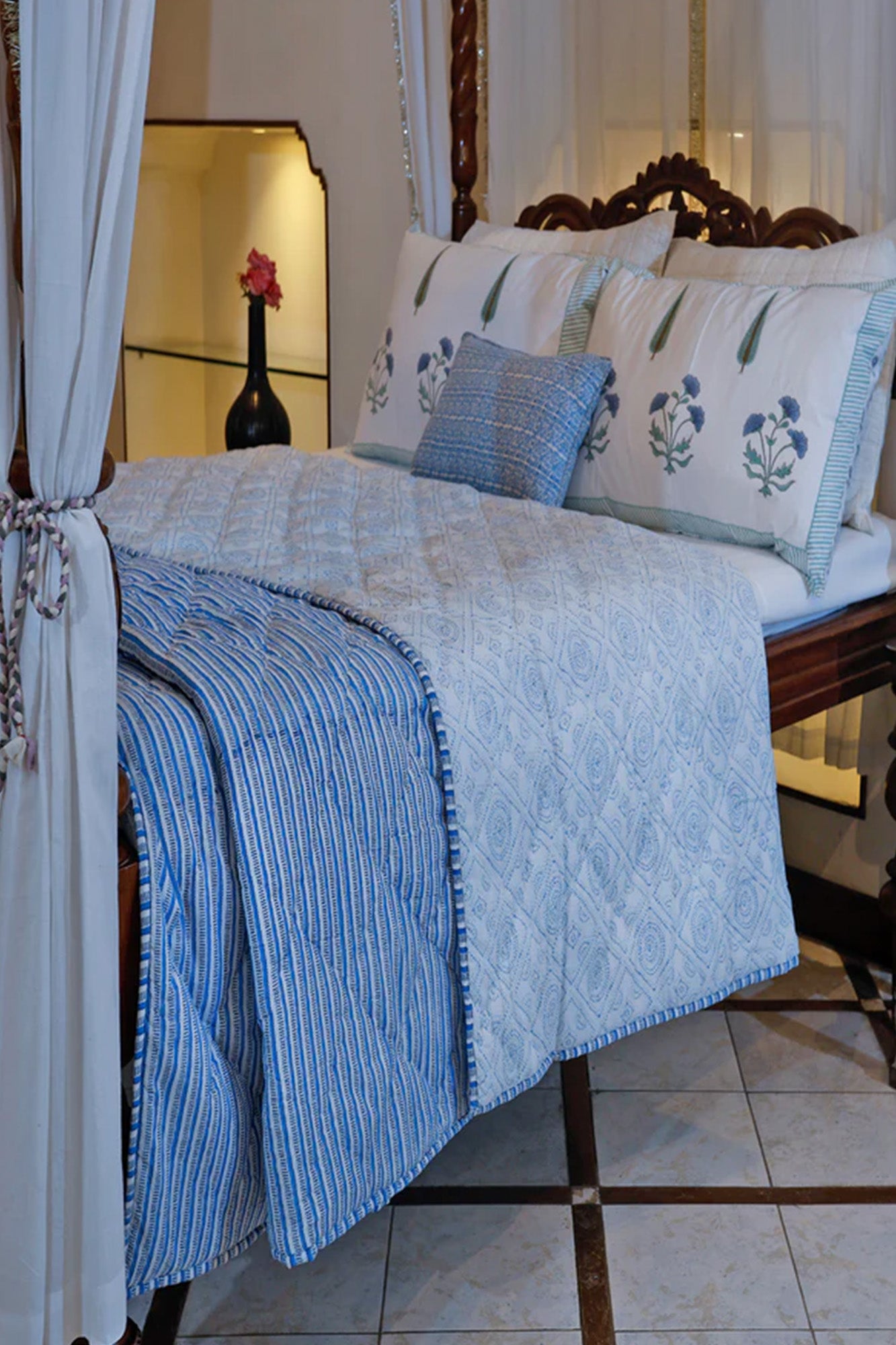 Quilt Blue Stripes