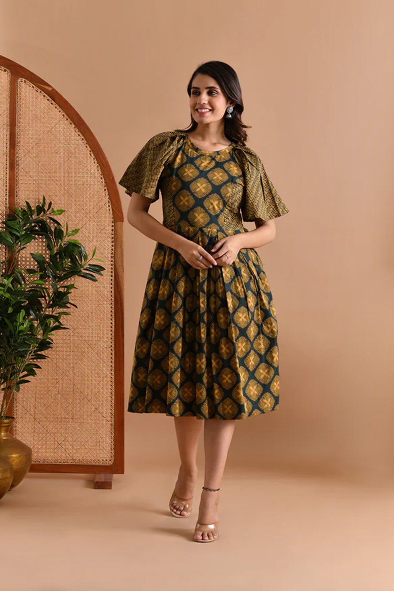 Dress Women Rozana Pleated Patch