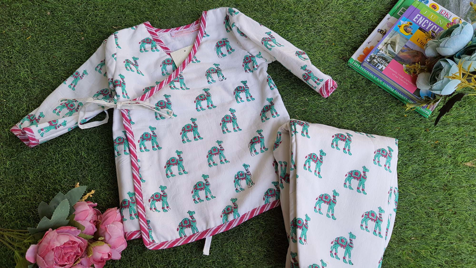 Top With Pajama Infants Green Camel