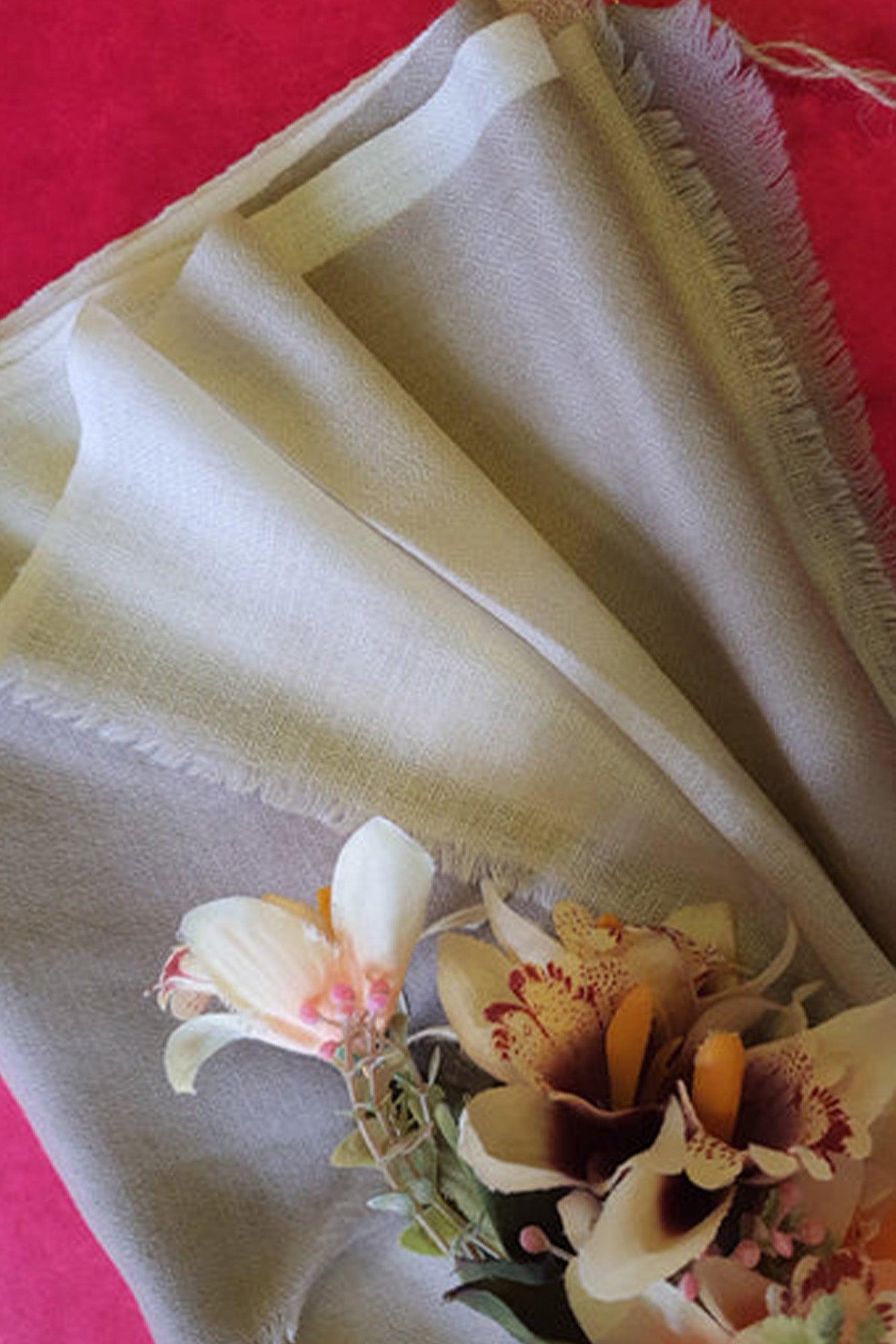 Pashmina Shaded Grey & Off White