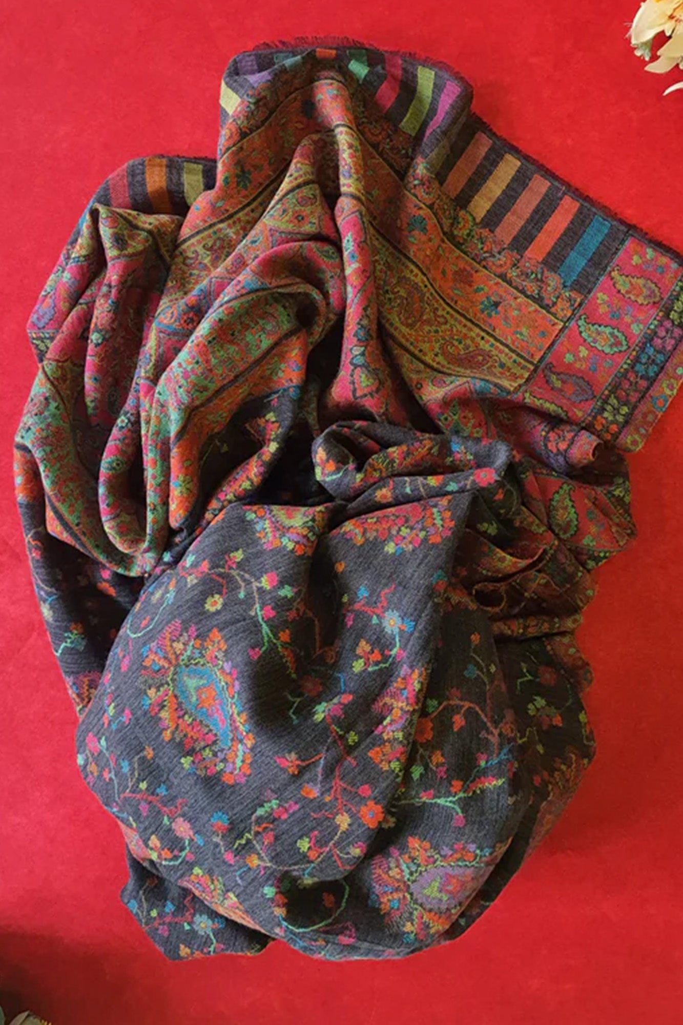 Pashmina Kani Woven Shawl