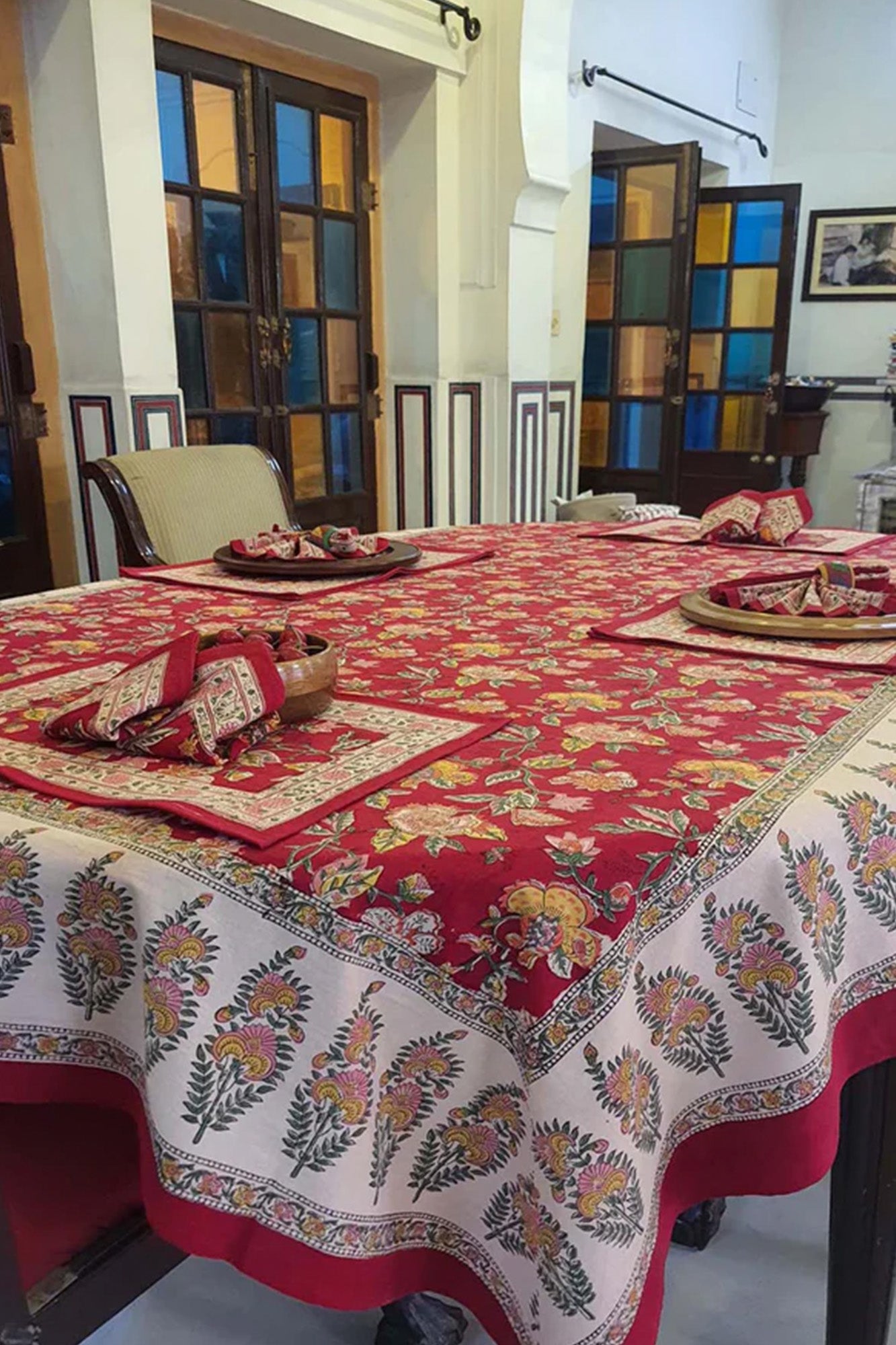 Table Cover Blossom Red
