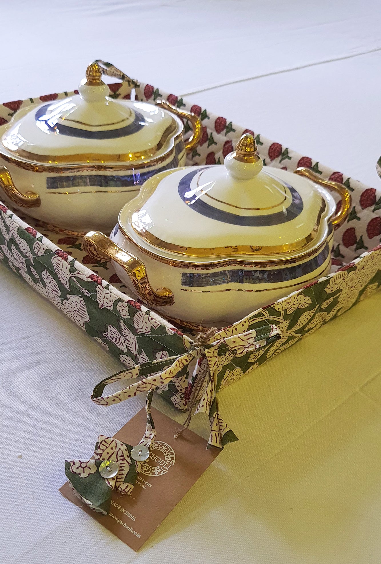 Leaf Fenestration Bread Basket