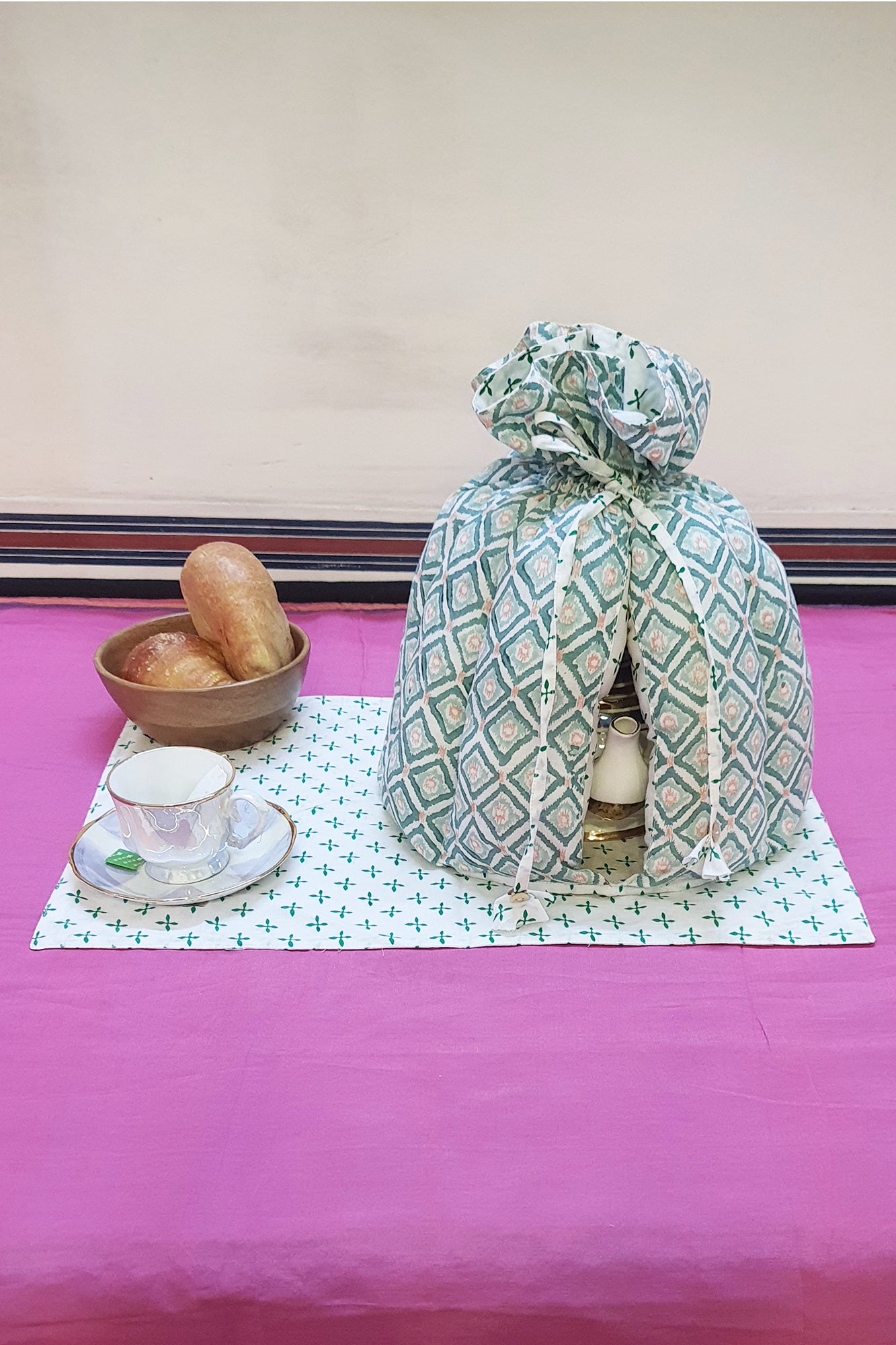 Green Diamond Teacozy With Placemat