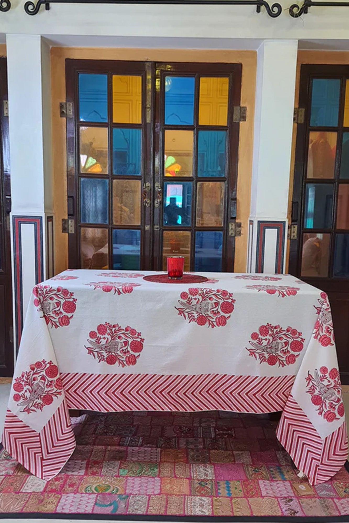 Red Phoenix Bird Table Cover