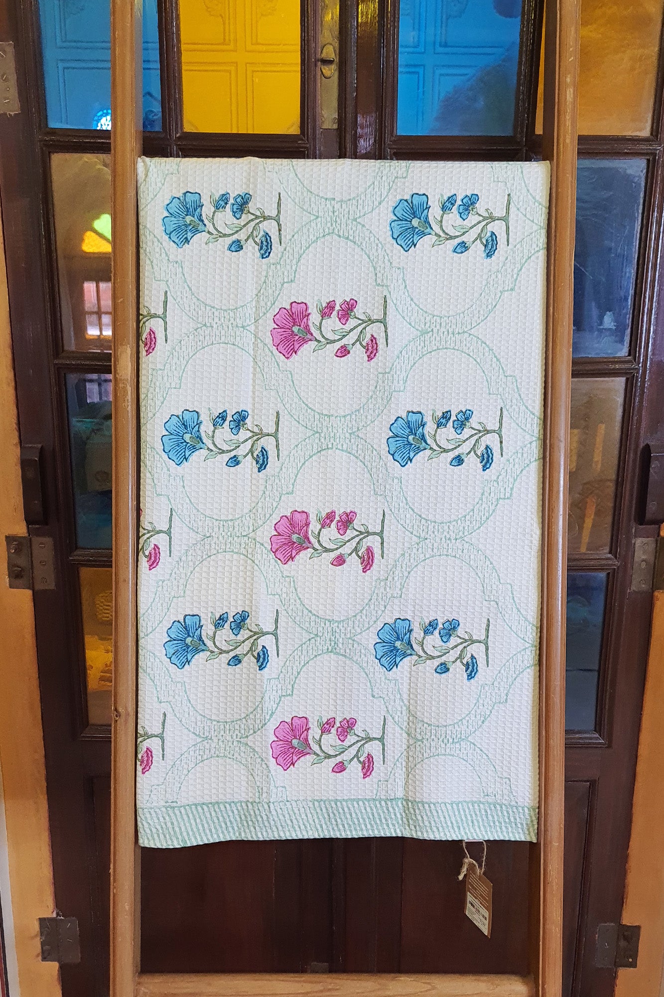 Guldaan Bath Towel