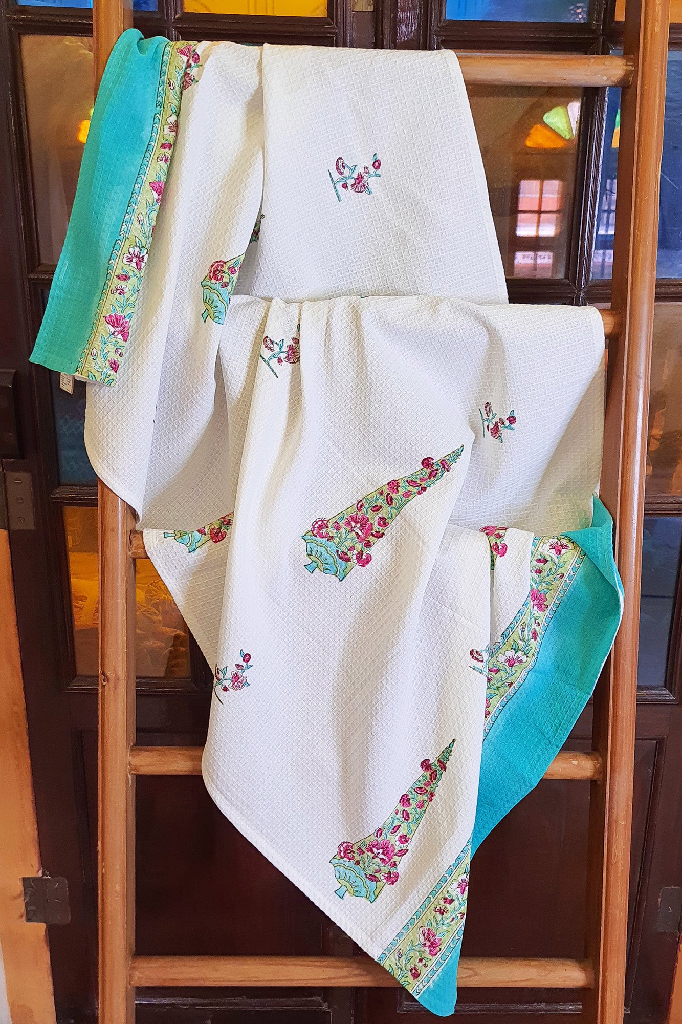 Mughal Leaf Bath Towel