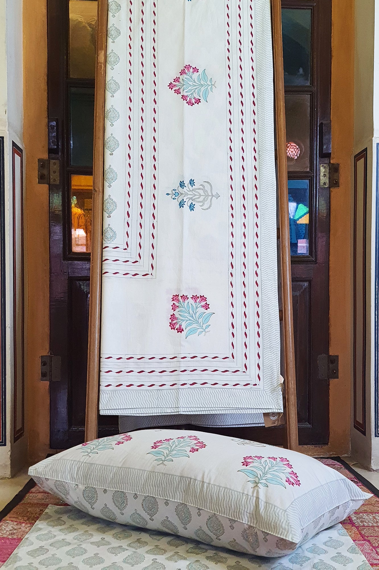 Meher Gul Buta Bed Sheet With Pillow