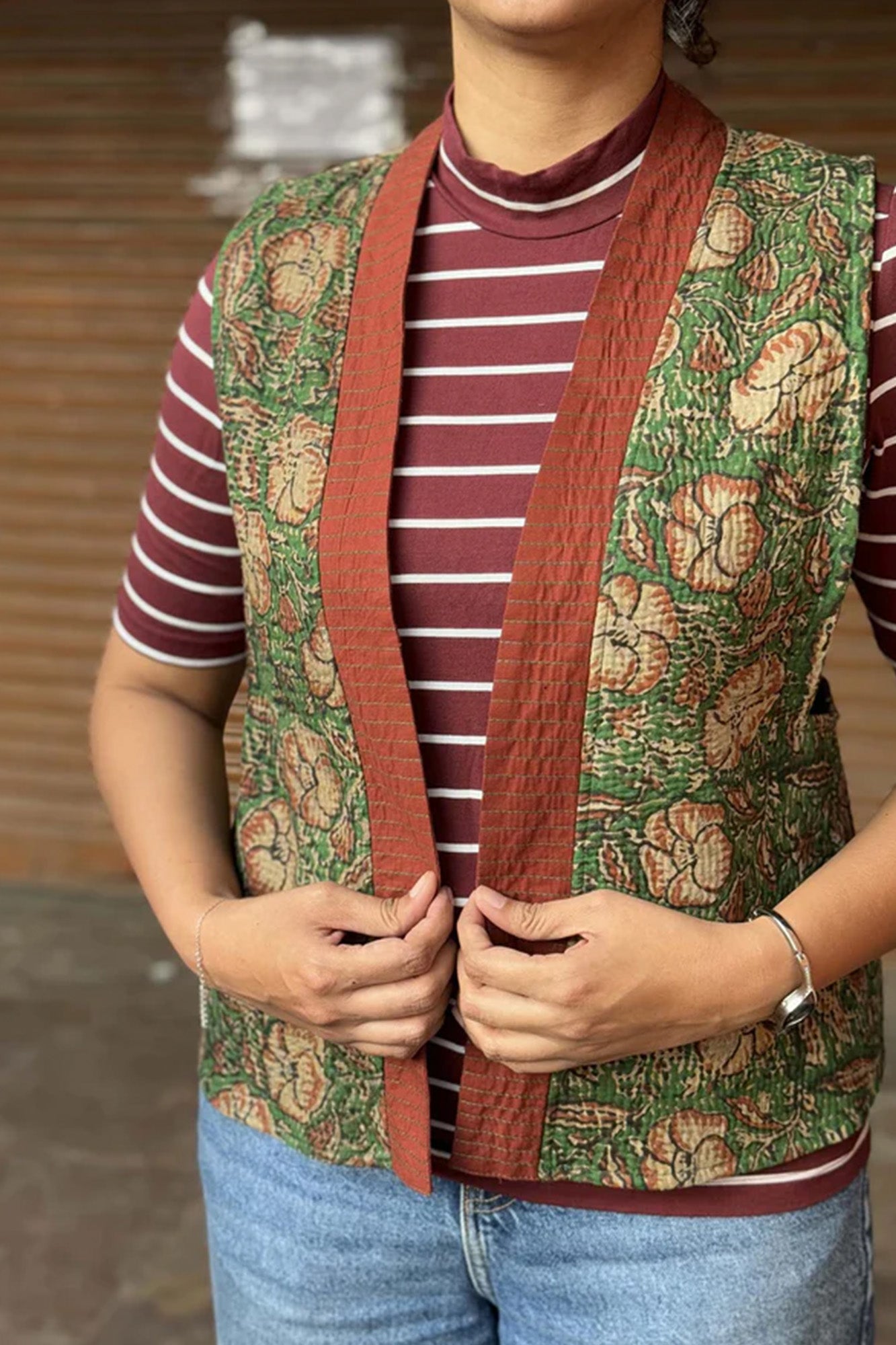 Jacket Sleeveless Kantha
