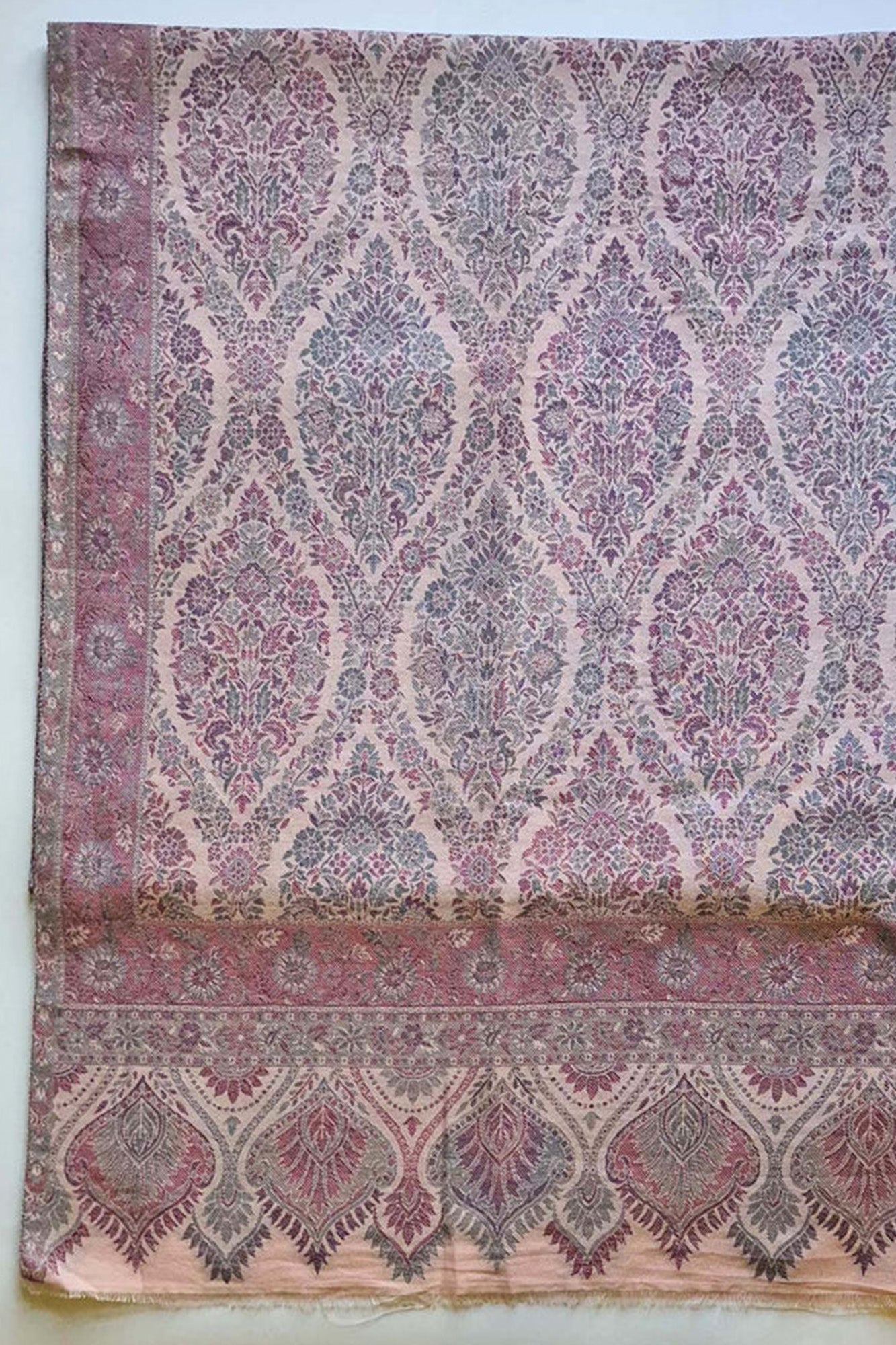 Pashmina Self Textured Purple