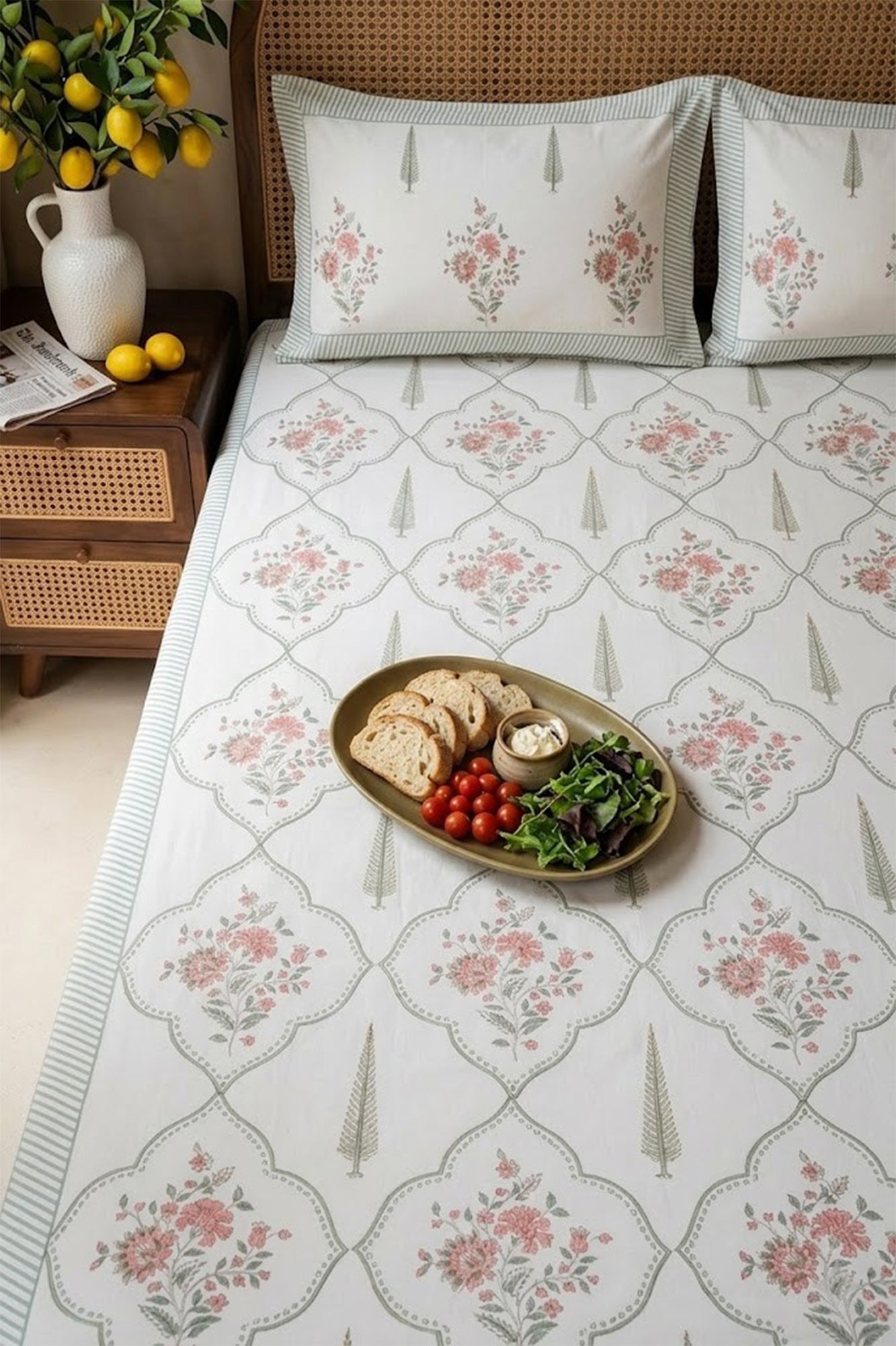 Shabnam Floral Bed Sheet With Pillow Covers