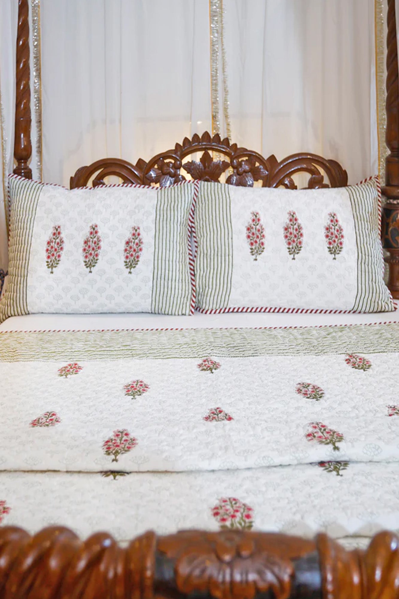 Green Stripes Bed Cover