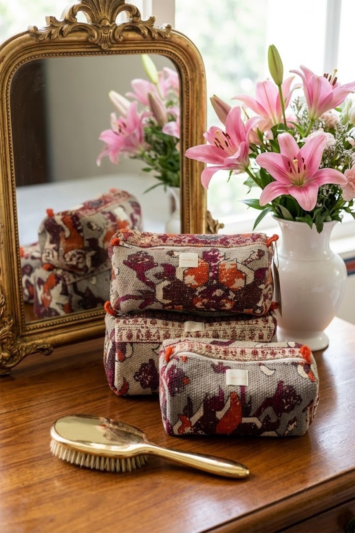 Modern Art Pouch Set of 3