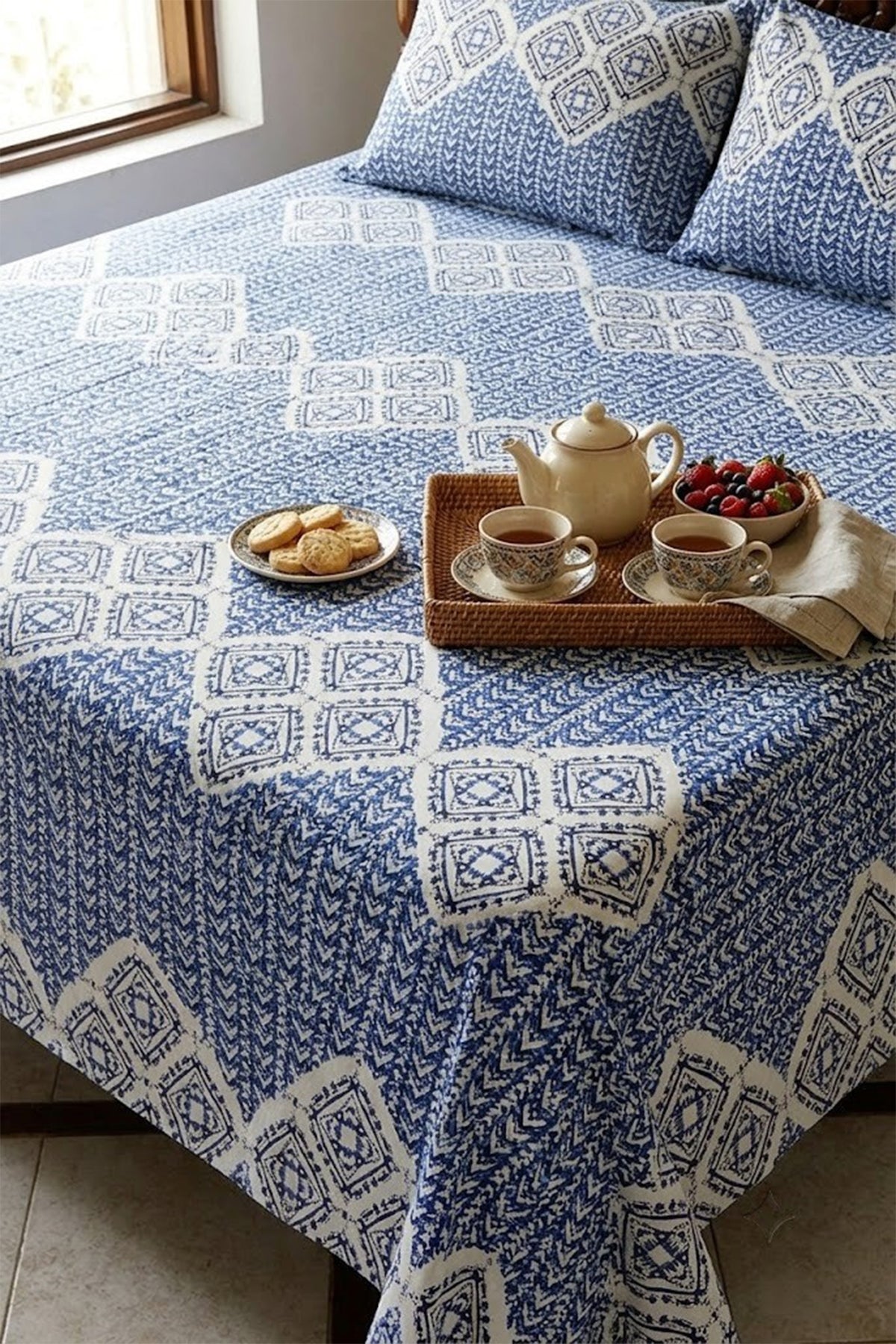 Geometrical Blue - Bed Sheet