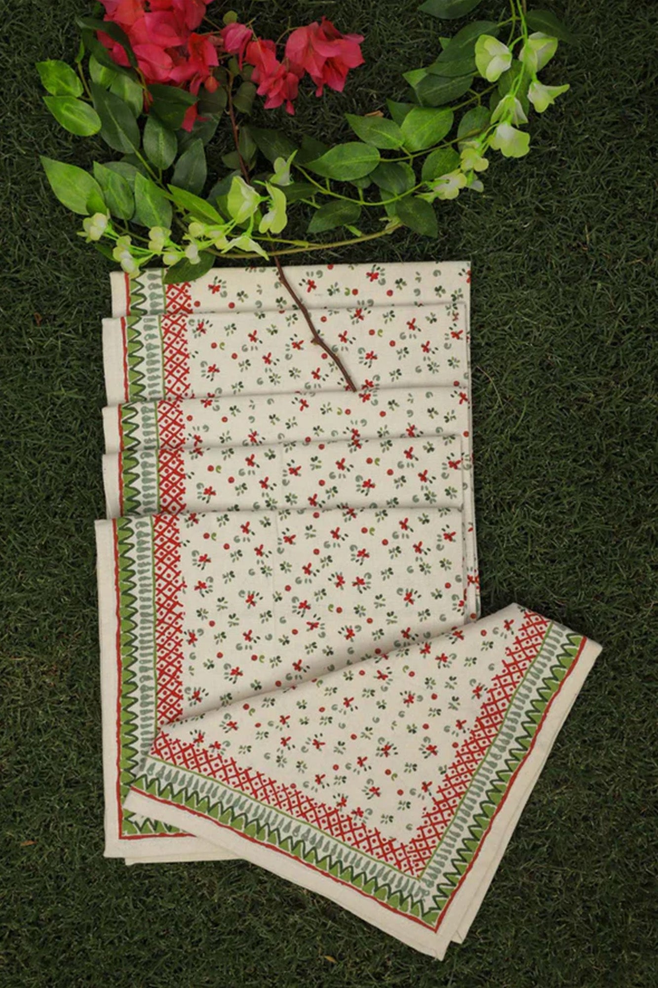Napkin Set of 6 Traditional