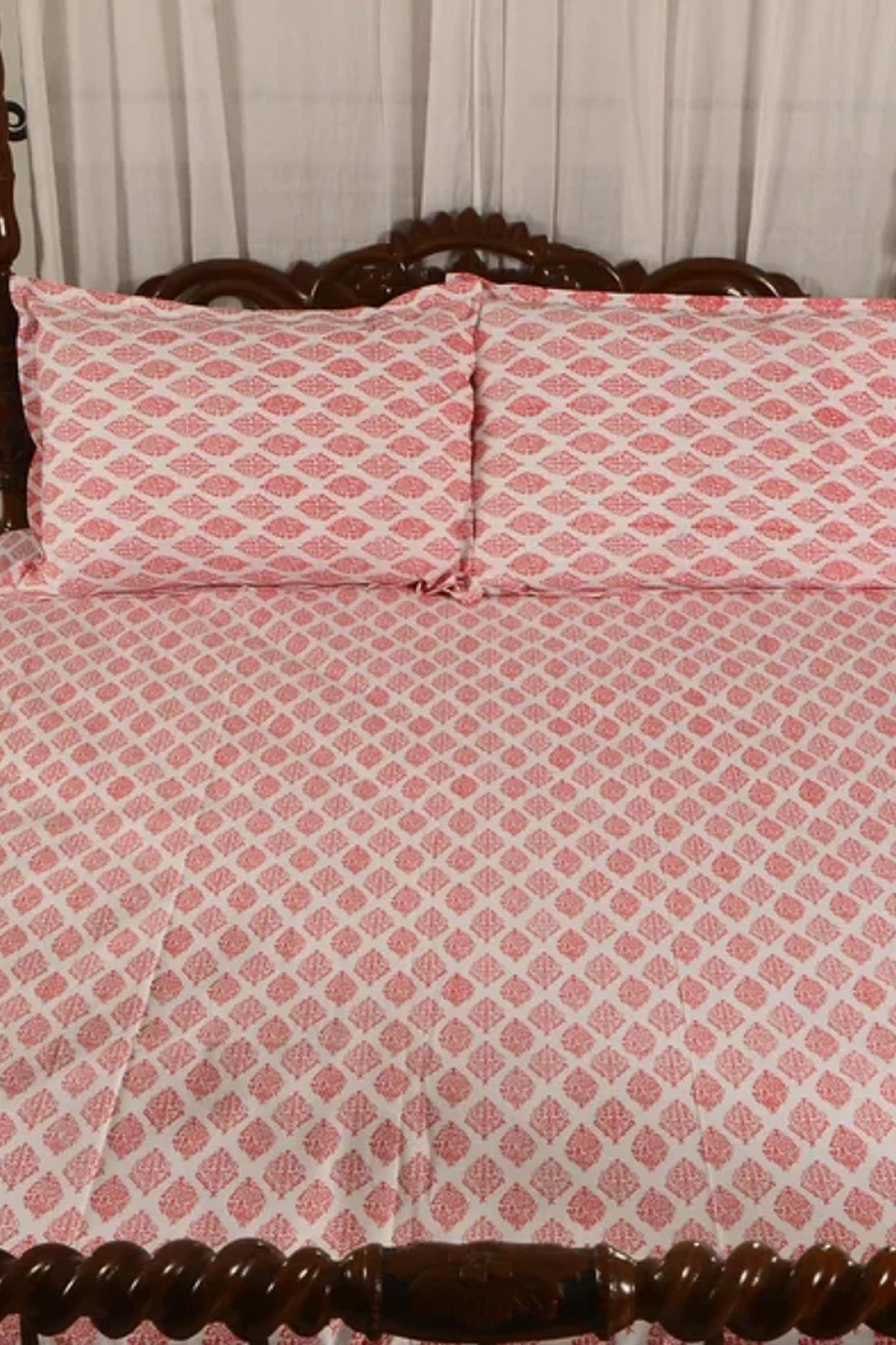 Block Buti Peach - Bed Sheet