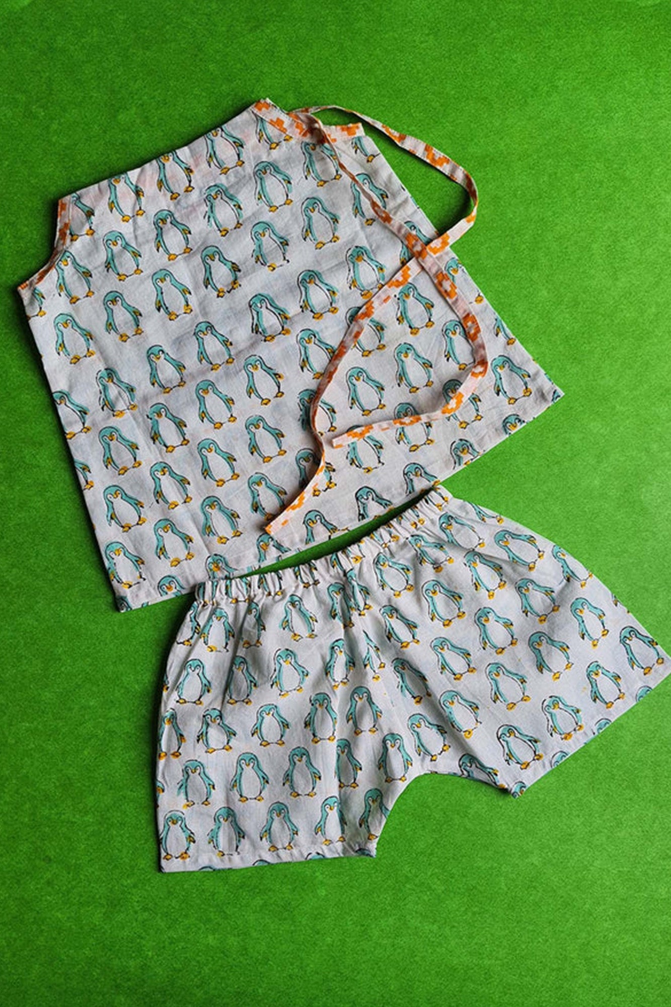 Green Penguin Dori Top With Shorts