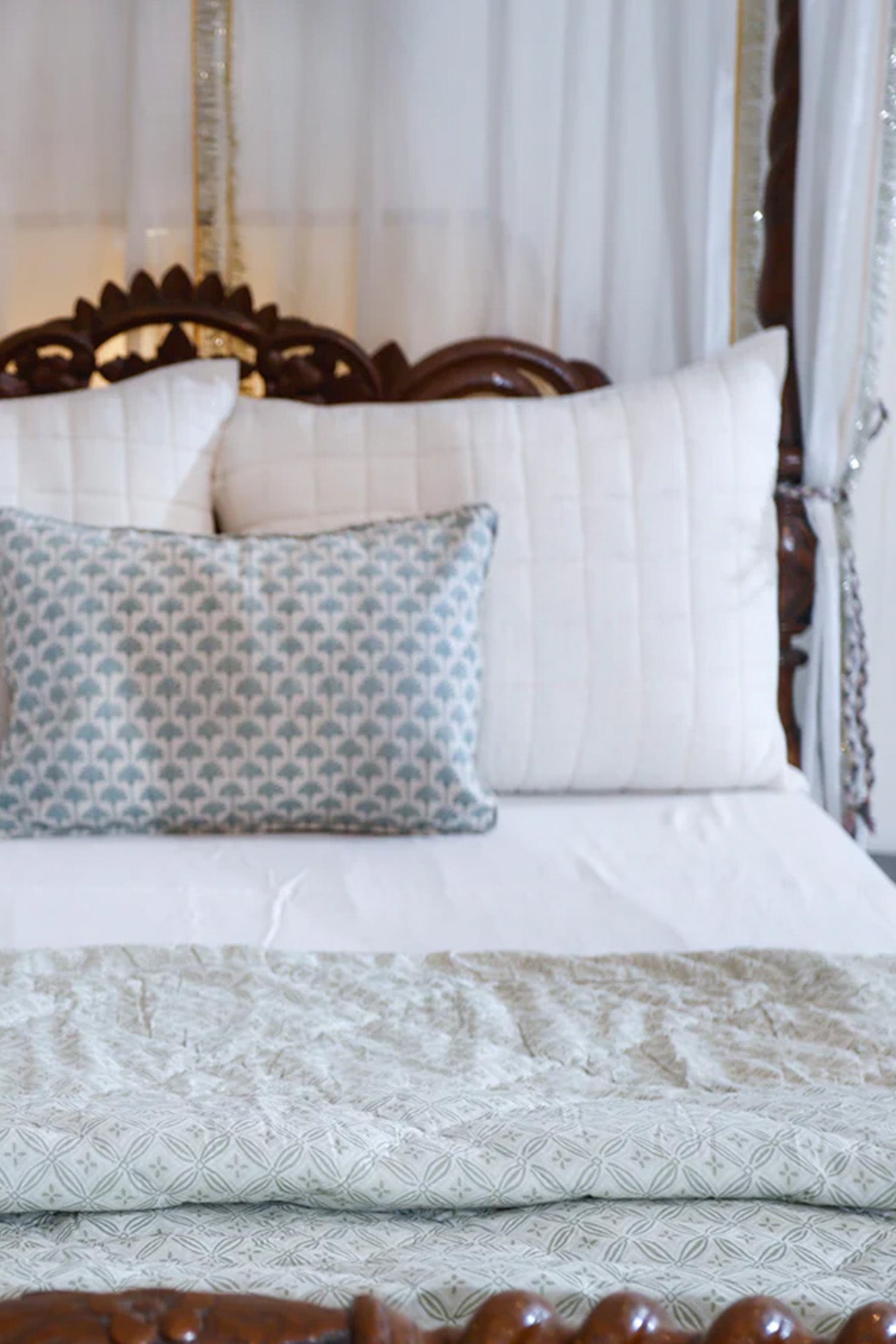 Quilt Green Motifs