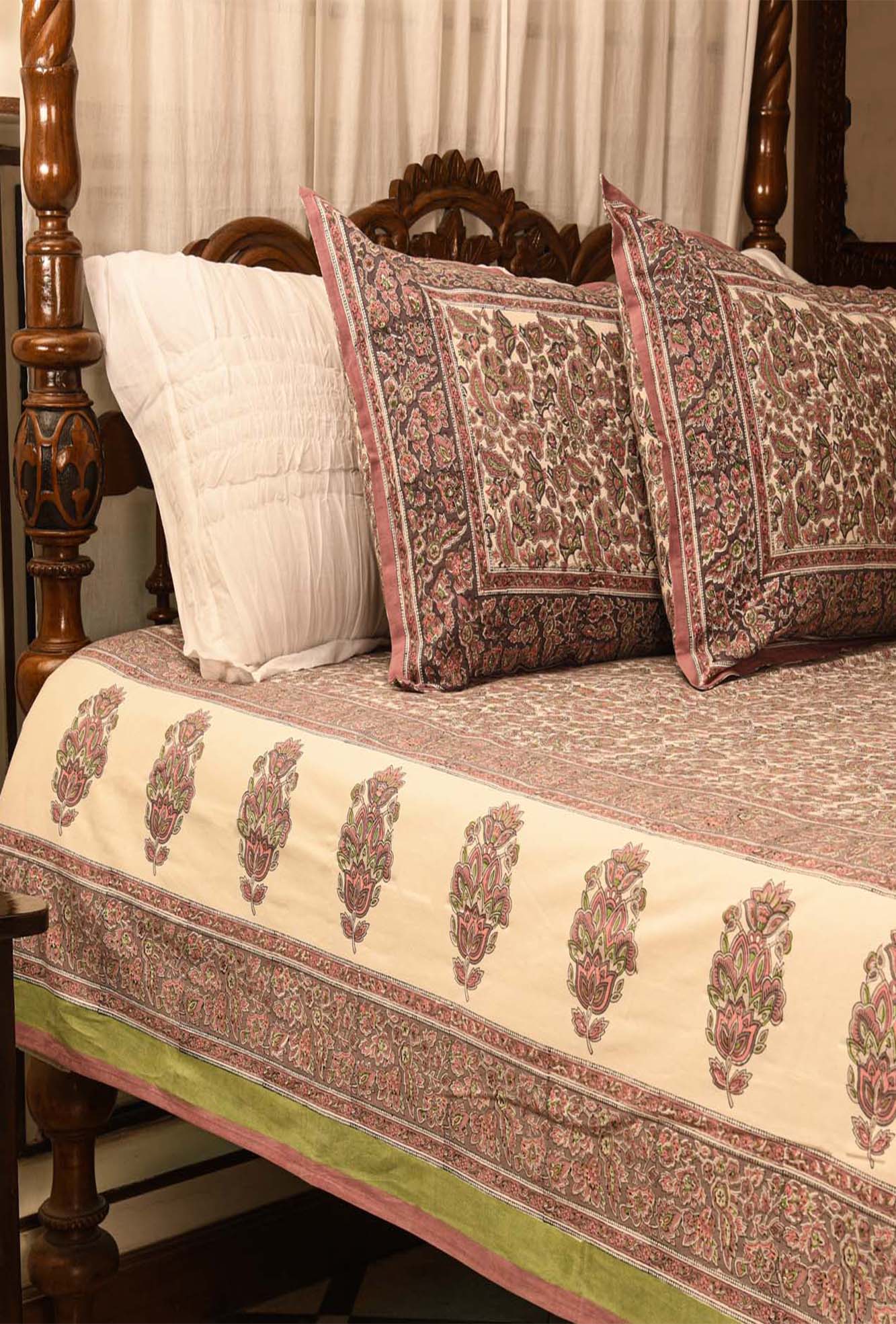 Malika Bedsheet
