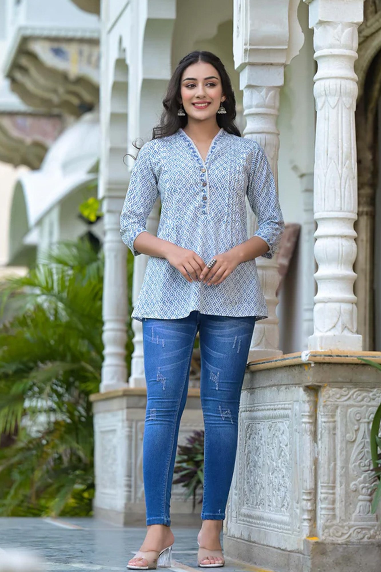 Women Arless Top Neela Occellus