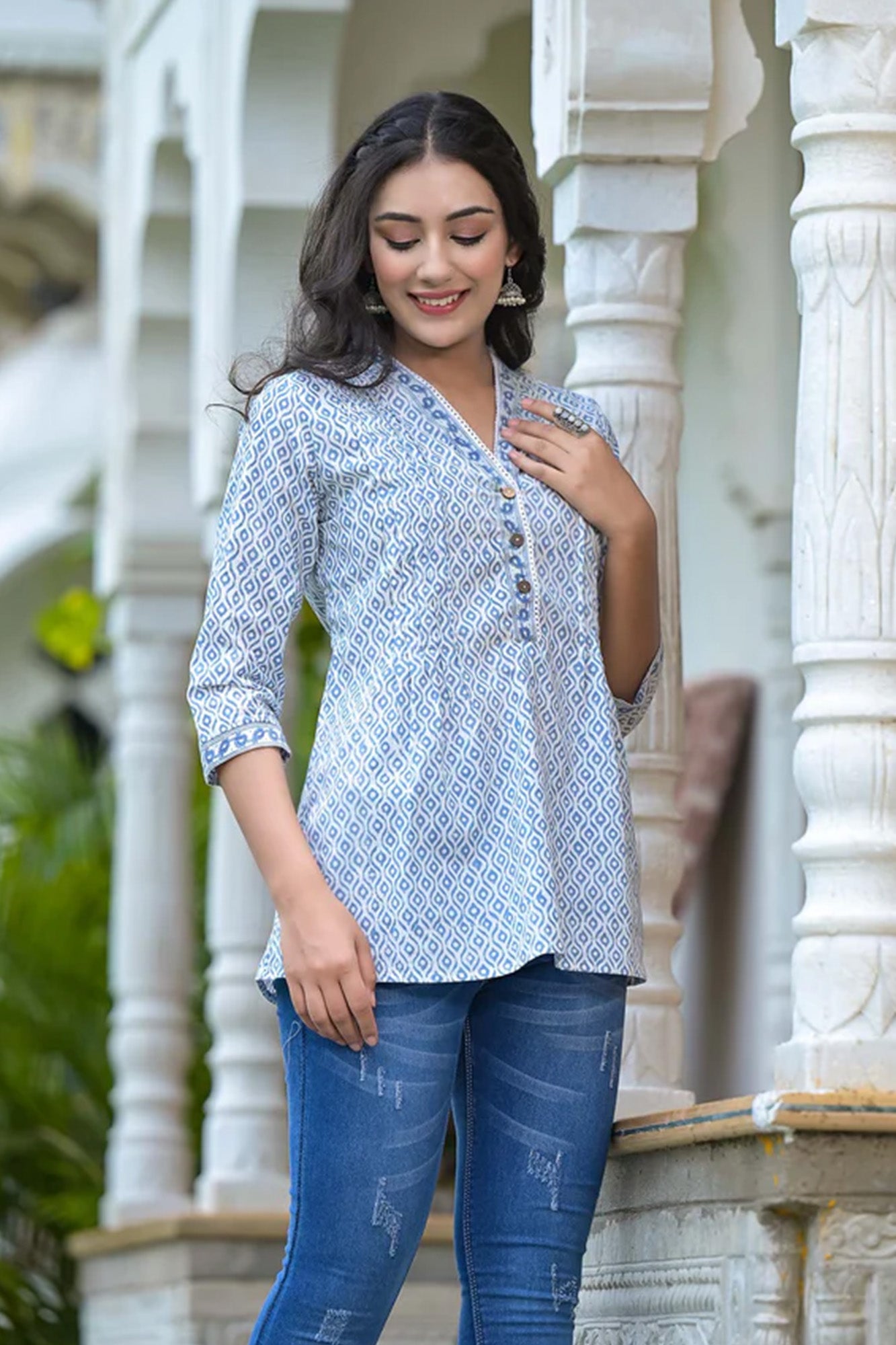 Women Arless Top Neela Occellus