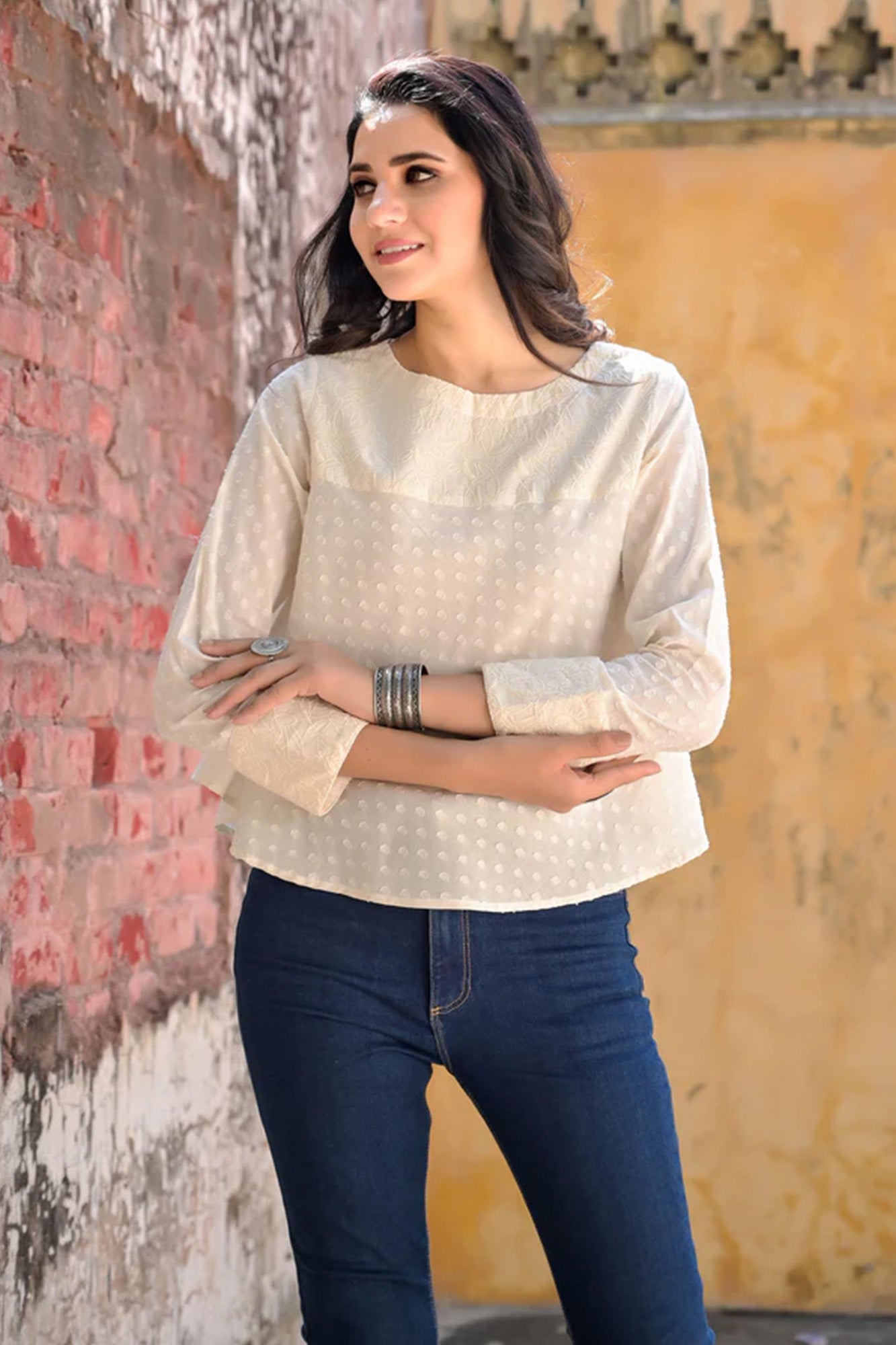 Women Top Flare Chicken Embroidery