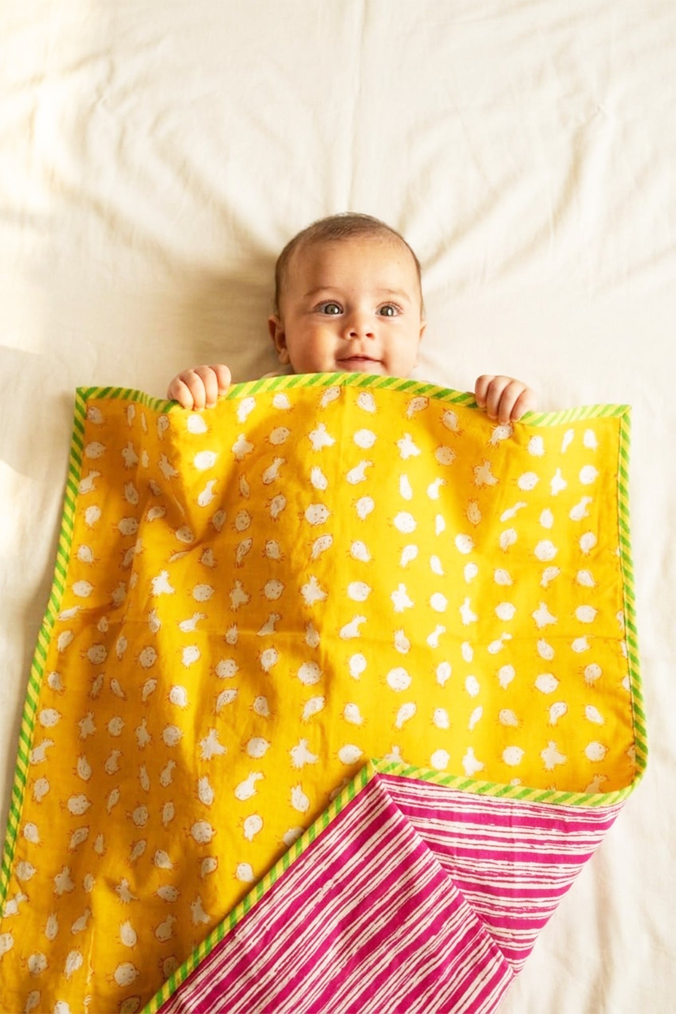 Chirpy Yellow Kids Dohar
