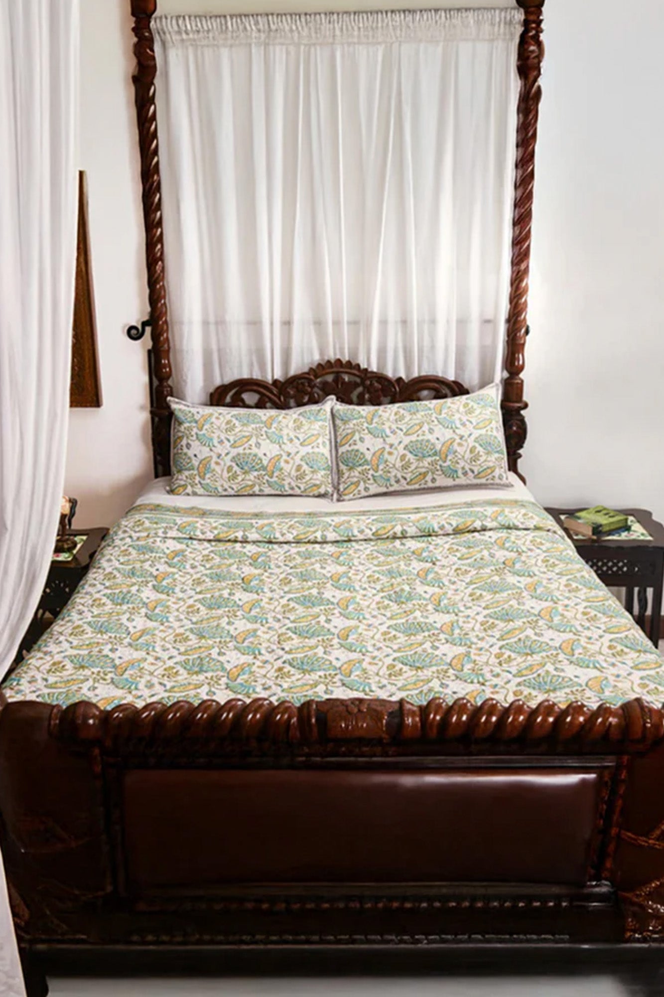 Summer Garden Quilted Bedcover - Green