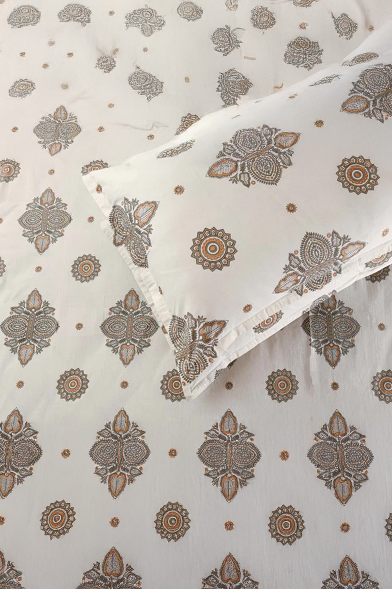 Umaid Mahal Golden Bedsheet