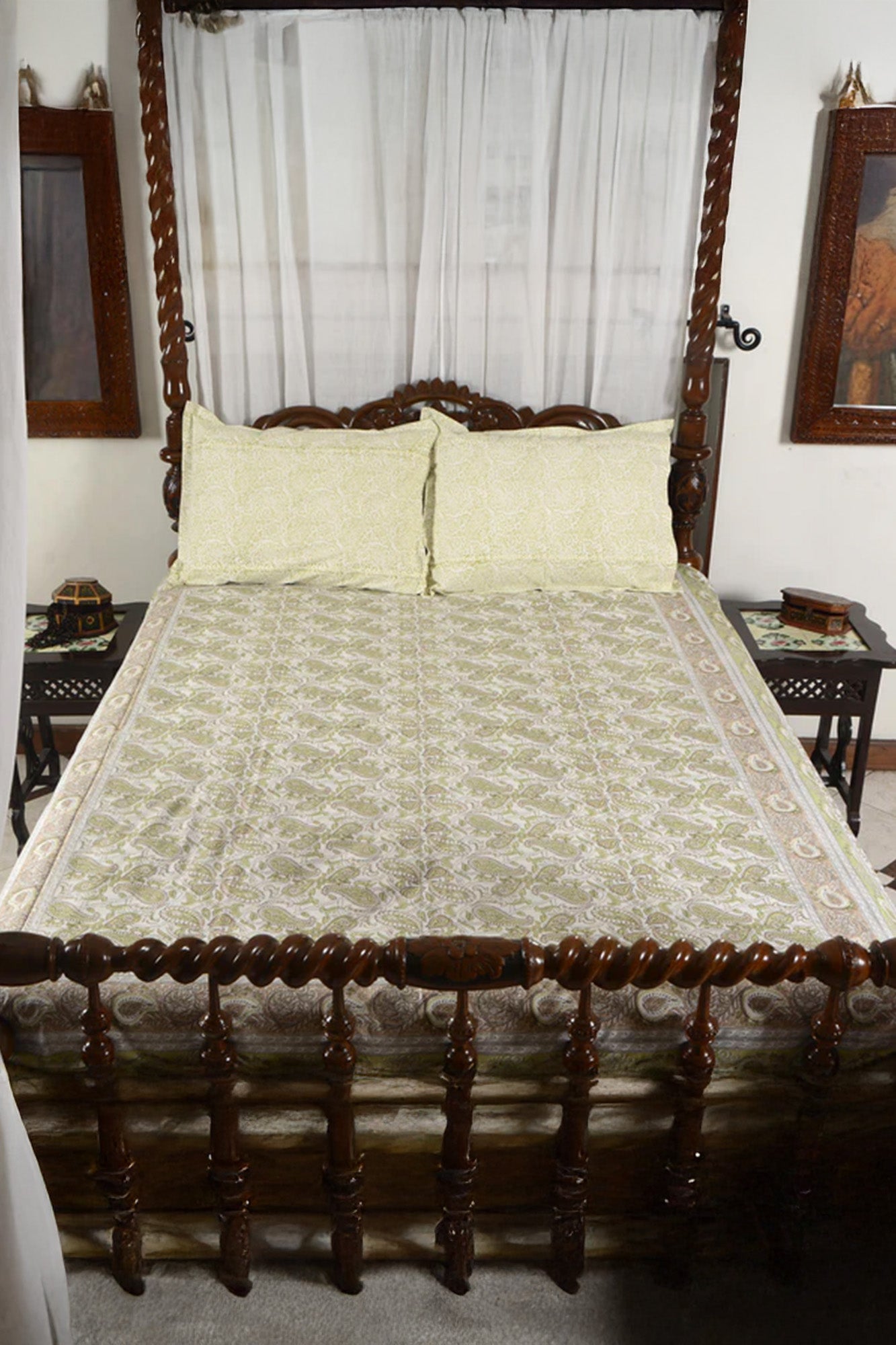Green Small Paisley - Bed Sheet